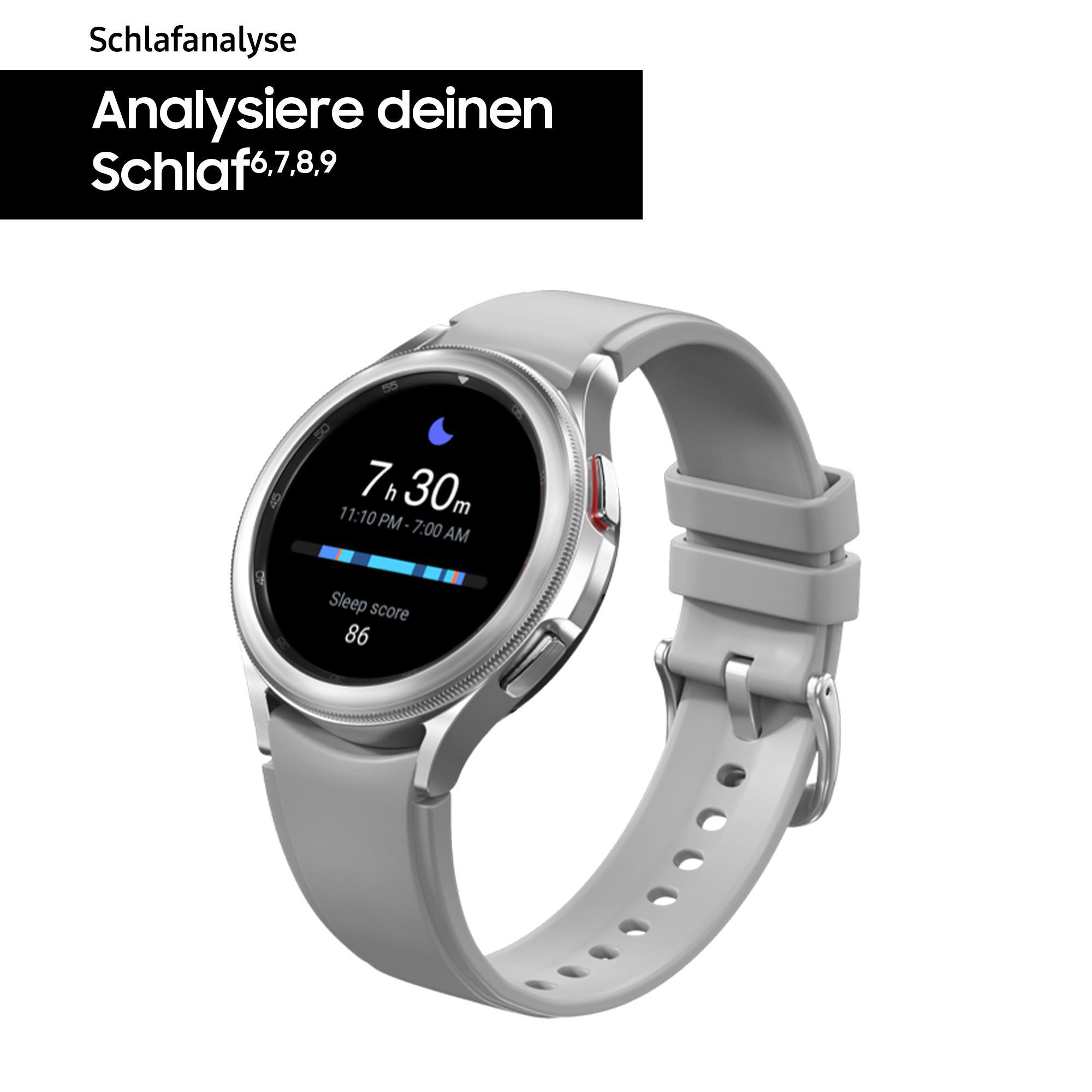 Silberne Smartwatch mit grauem Armband zeigt Zeit, Schlaf-Score und Schlafanalyse-Text.