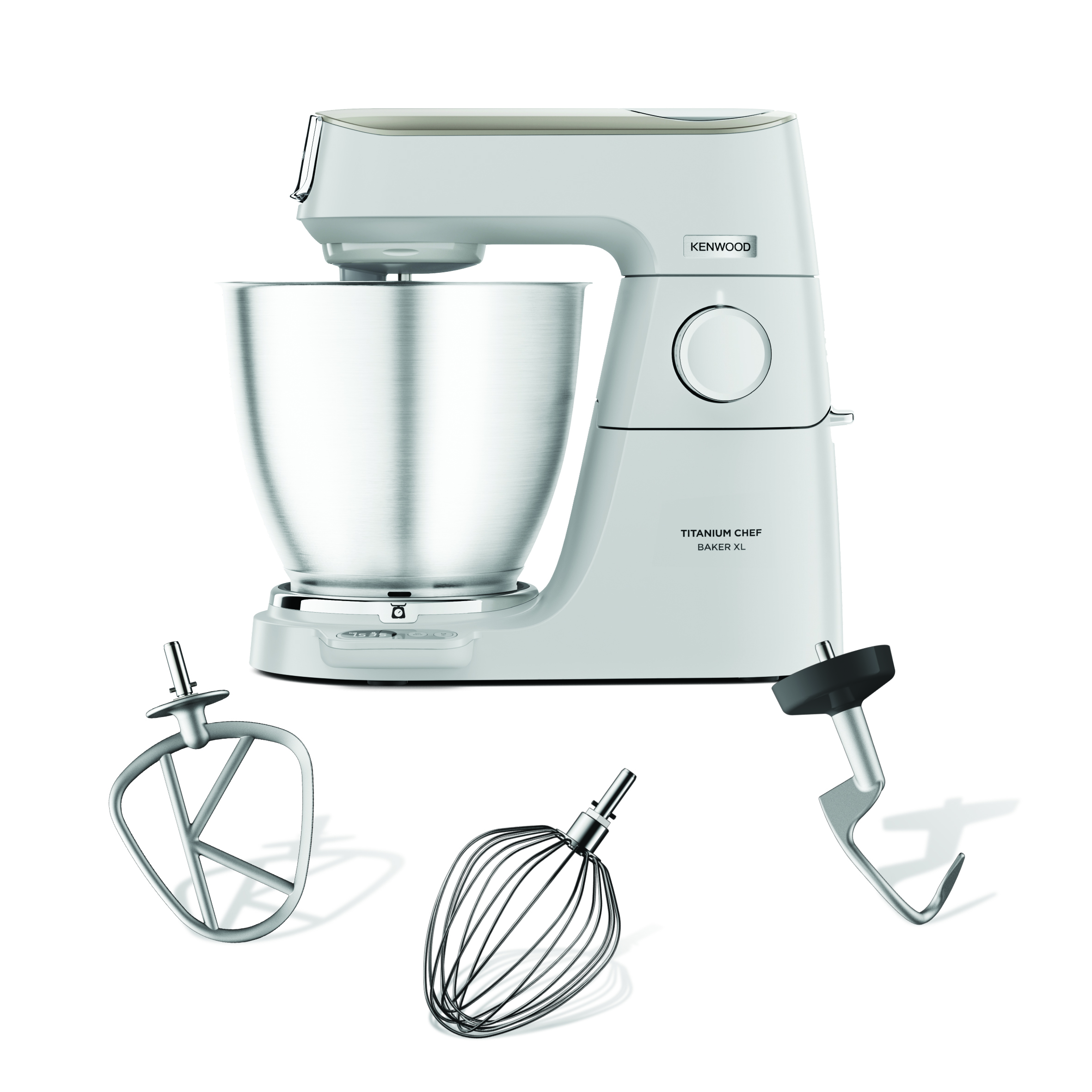 Weißer Kenwood Küchenmixer mit Aufsätzen, auf weißem Hintergrund dargestellt.