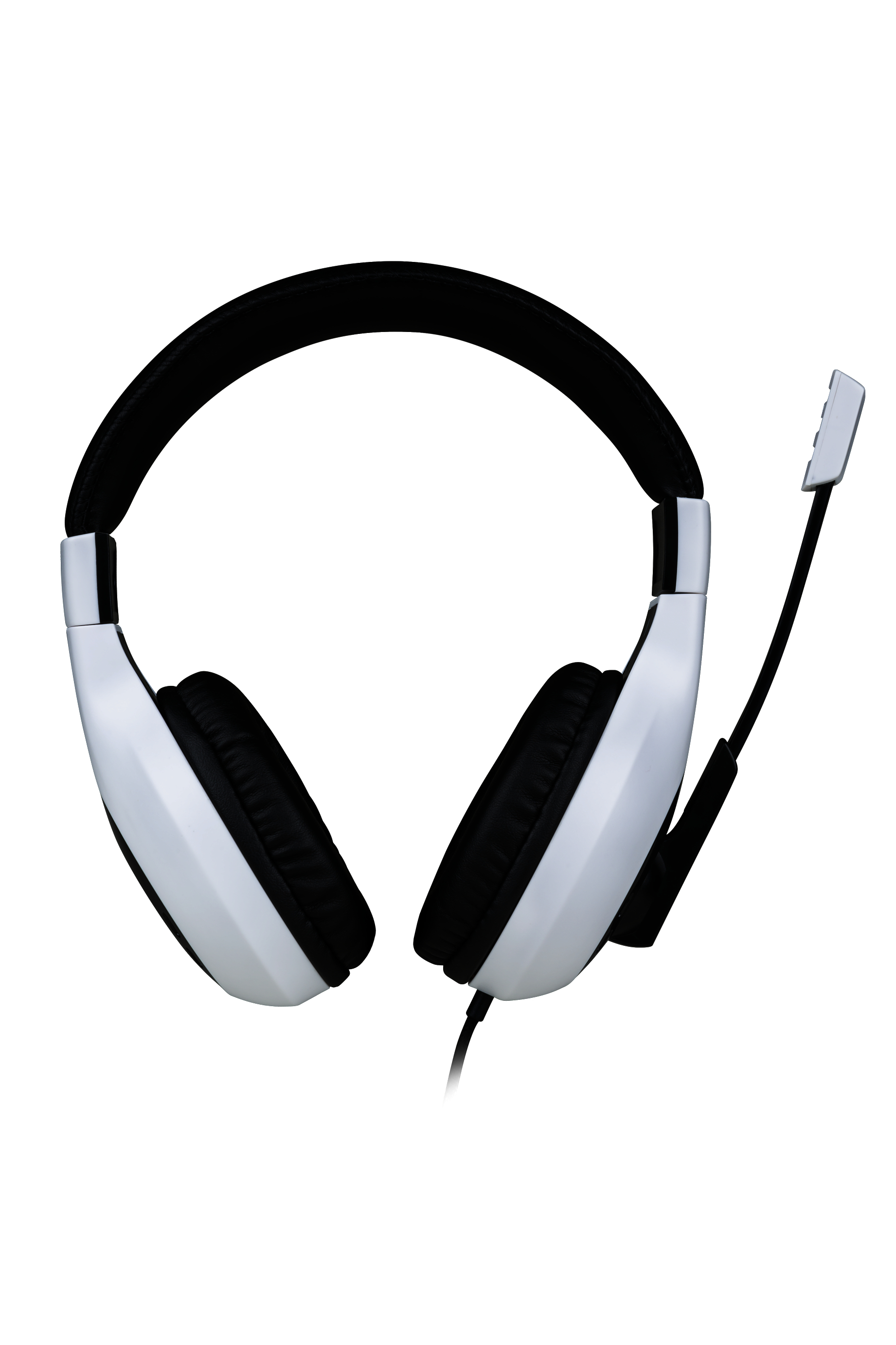 Weißes und schwarzes Gaming-Headset mit Mikrofon. Es ist vor weißem Hintergrund platziert.