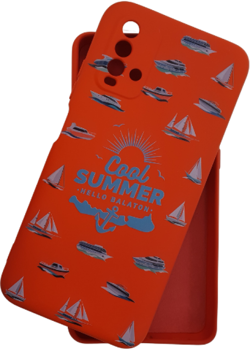Egy piros telefontok 'Cool Summer' dizájnnal, hajókkal, napocskával és egy horgonnyal.