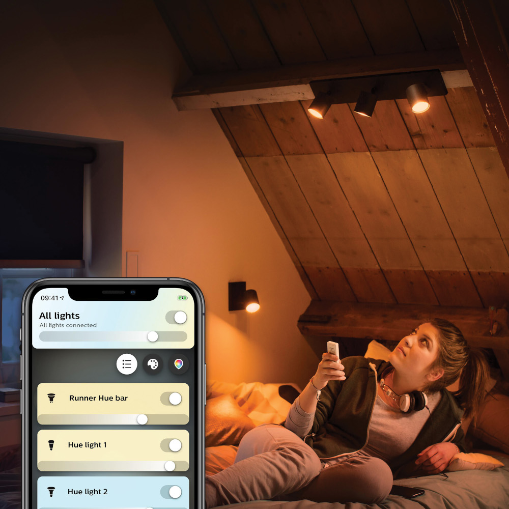 PHILIPS HUE Lampe murale Smart Runner Noir + Interrupteur (33832600)