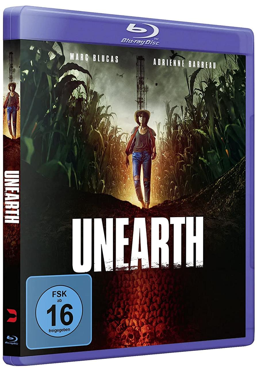 Blu-ray Disc-Cover mit einer Frau, die durch ein Maisfeld geht.