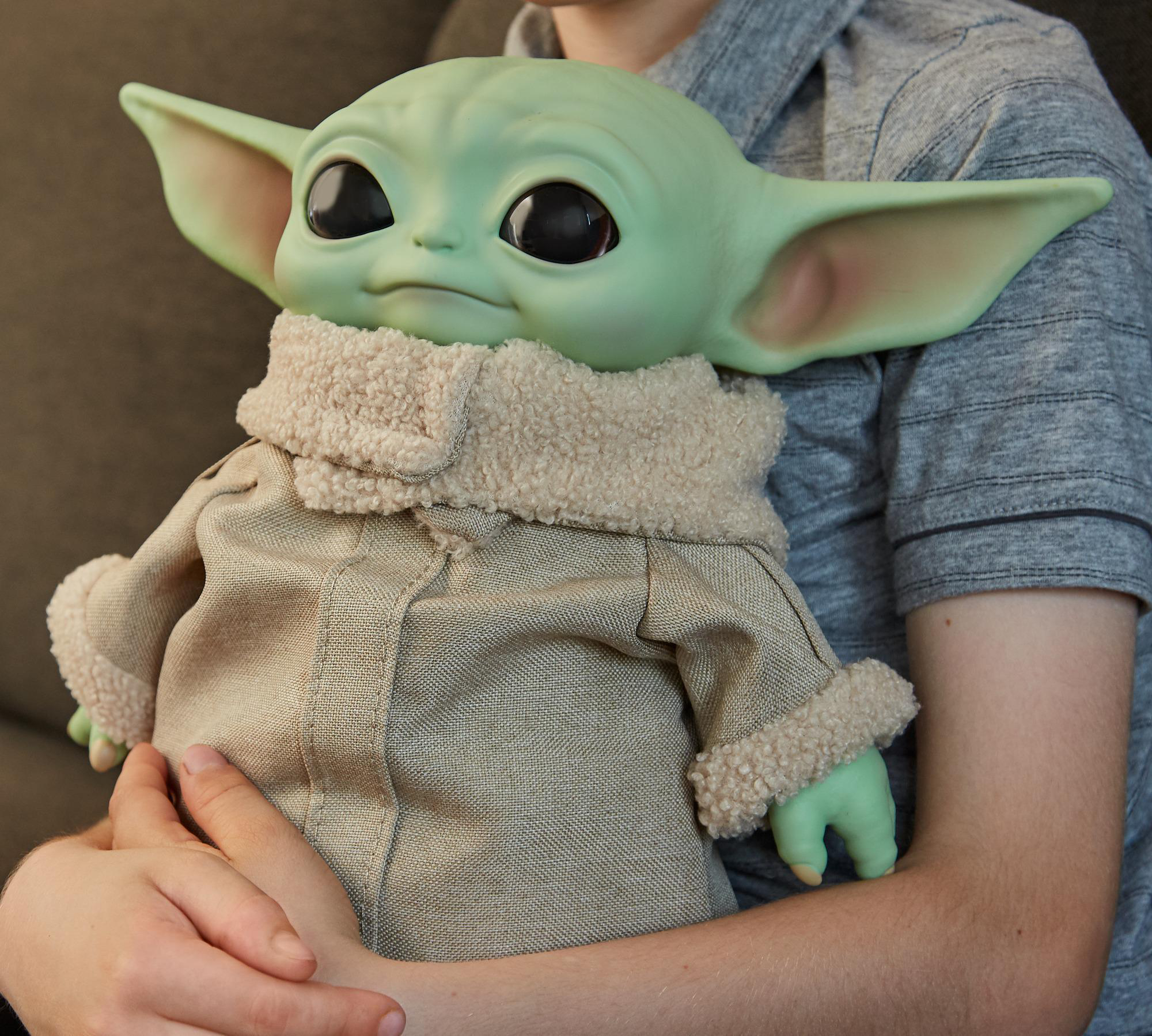MATTEL „The Child“ Plüschfigur, ca. 28 cm, Kuschelfigur Yoda The Mandalorian Plüschfigur Mehrfarbig