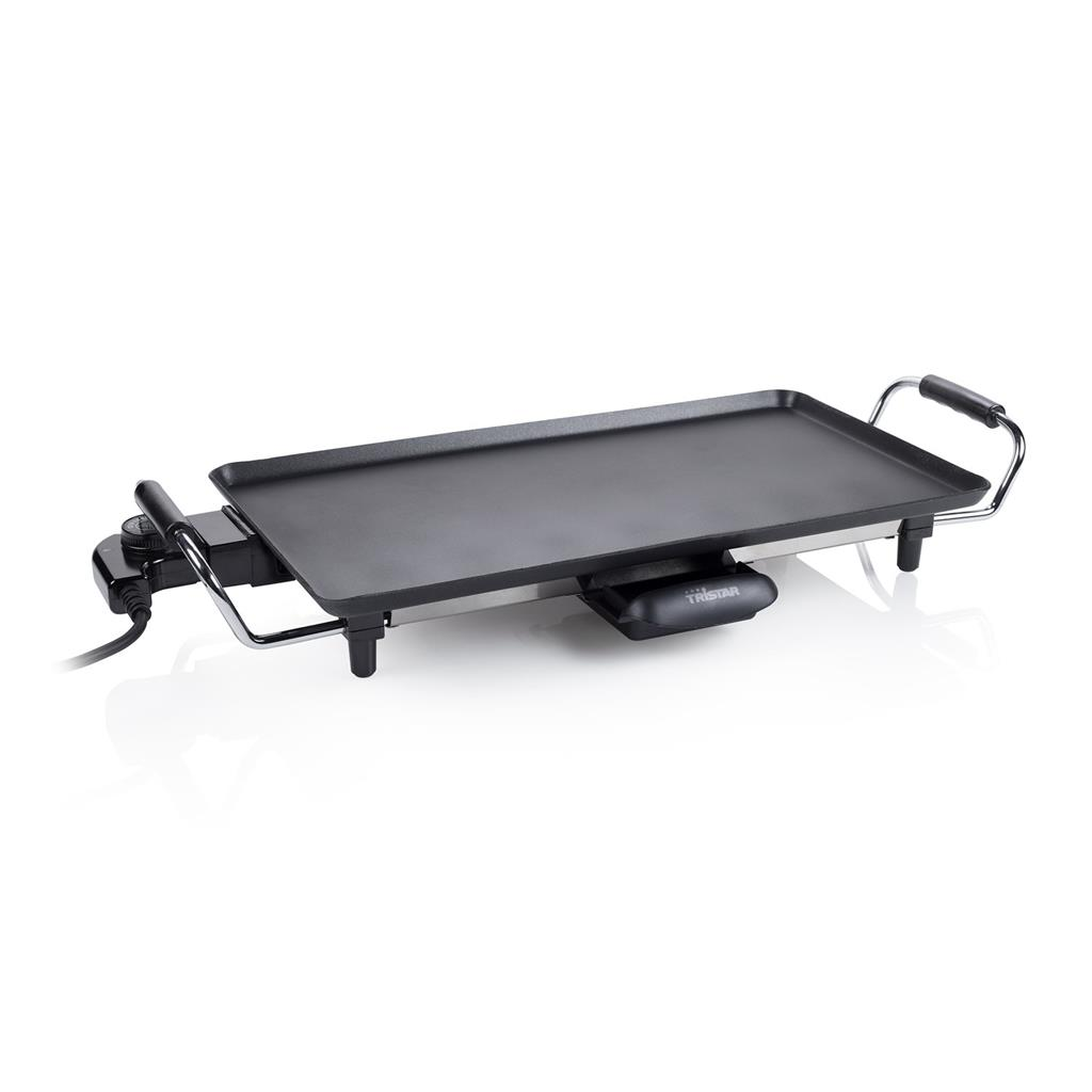 Plancha électrique Tristar noire avec poignées sur fond blanc, vue de dessus.