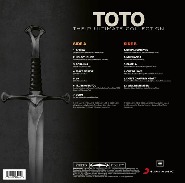 Pochette de l'album de la compilation de TOTO, avec une illustration d'épée et liste des titres.