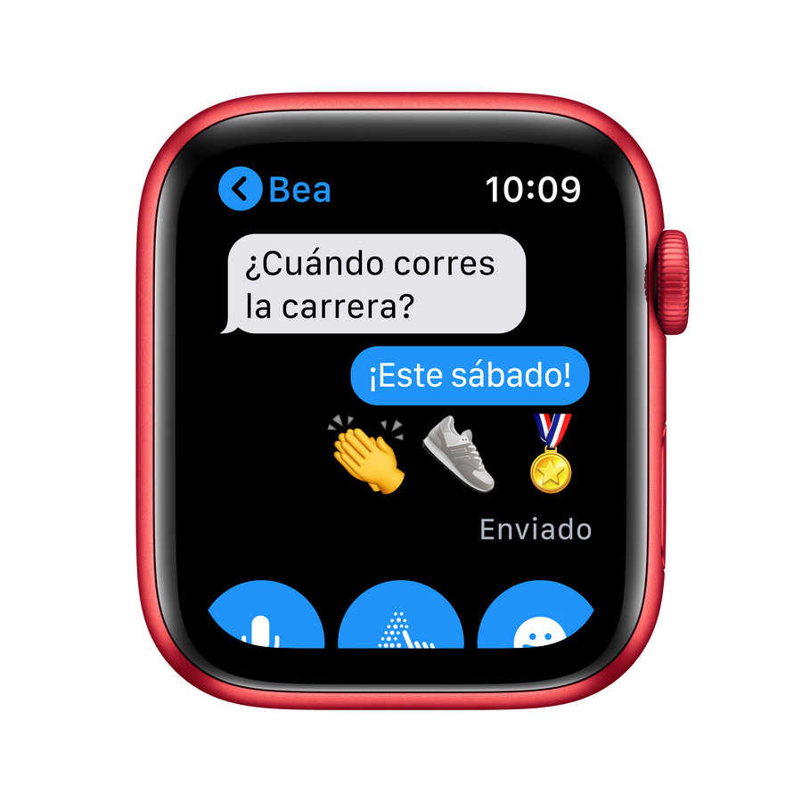 Pantalla del Apple Watch mostrando un mensaje de texto sobre una carrera. Reloj rojo con correa roja.