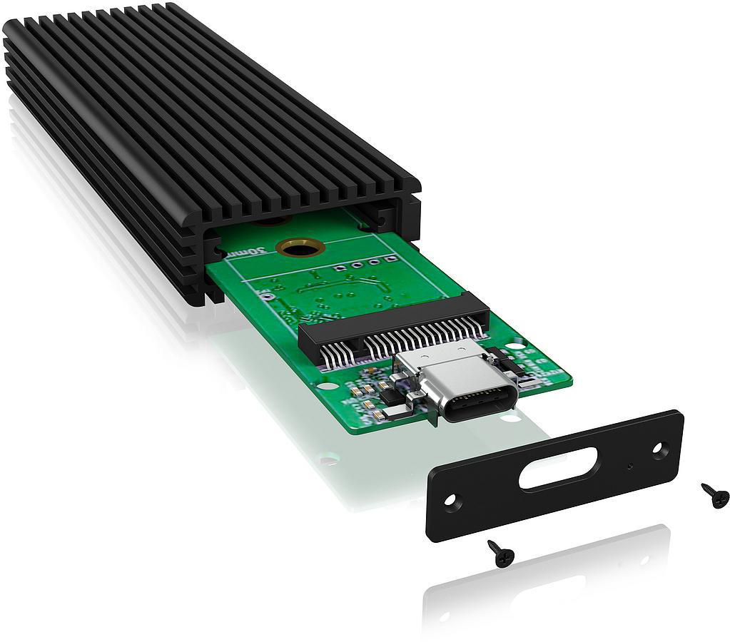 Ein NVMe M.2 SSD-Adapter. Der Adapter enthält einen Kühlkörper, eine Leiterplatte und einen USB-C-Anschluss.