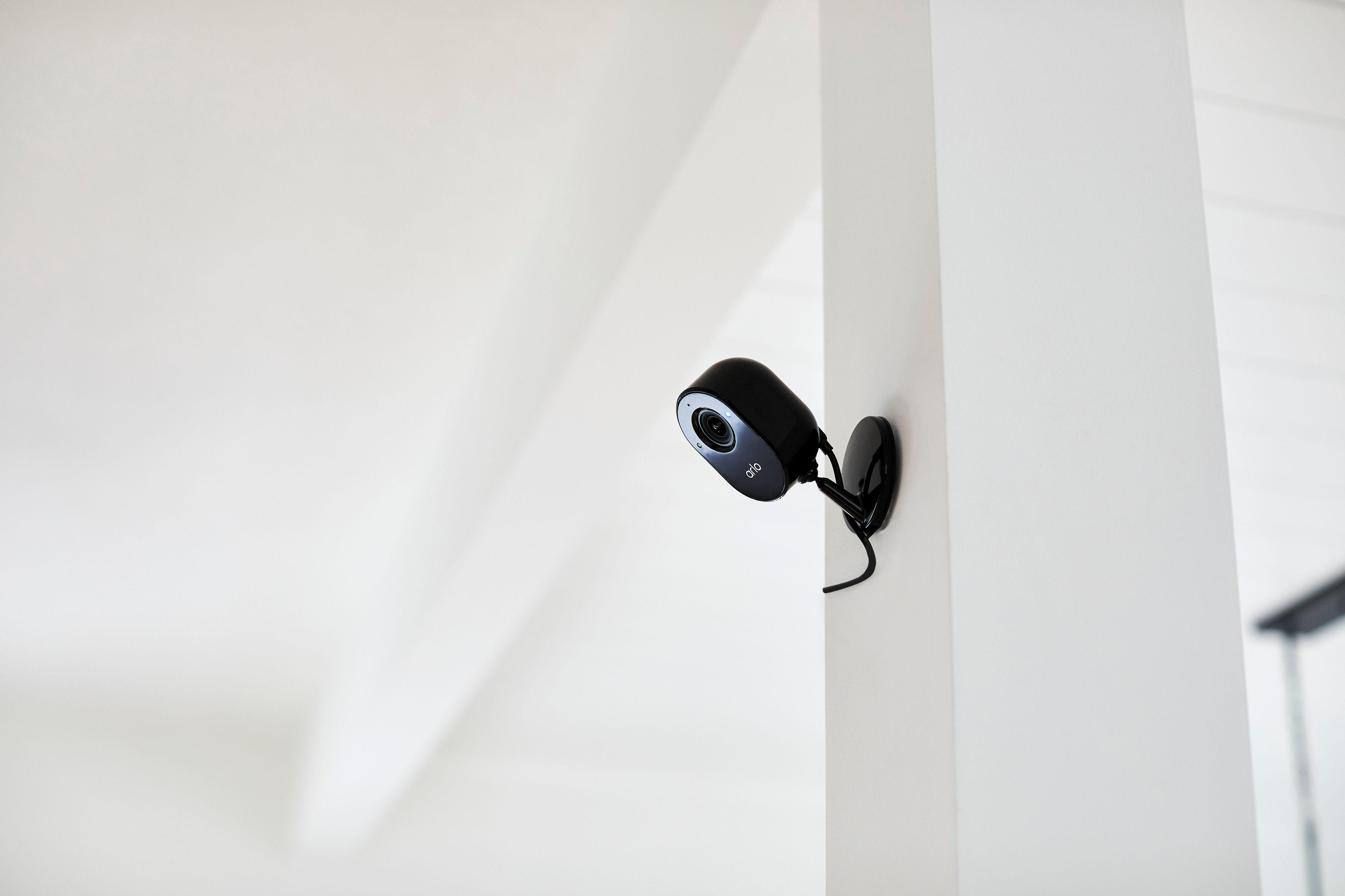 ARLO Essential, Überwachungskamera