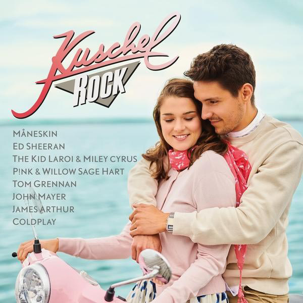 Albumcover mit einem Paar auf einem Roller. Text: Kuschelrock, plus Künstlernamen wie Måneskin, Ed Sheeran.