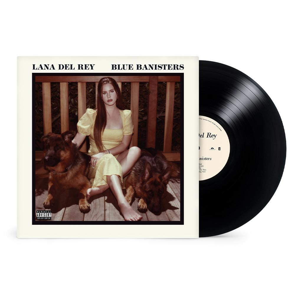 Lana Del Rey Albumcover mit ihr und zwei Hunden. Das Album ist in einem weißen Rahmen.