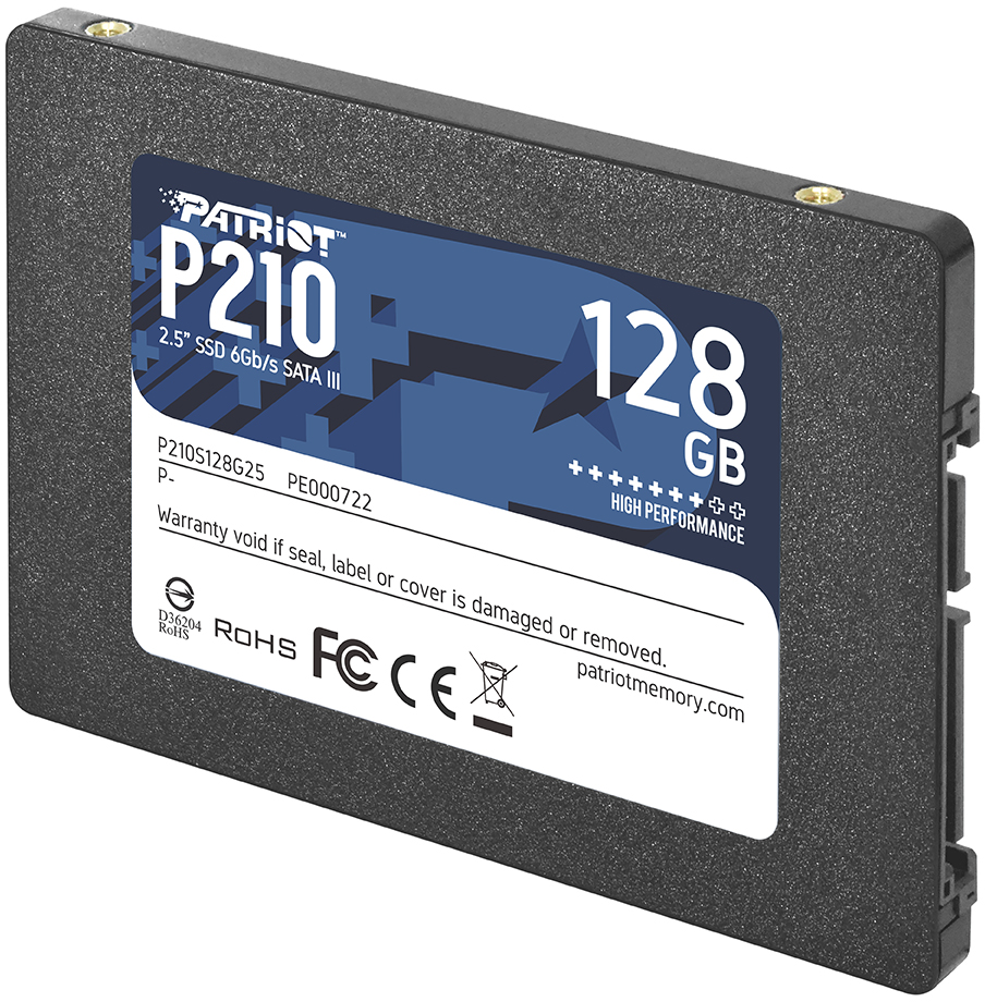 Egy fekete, négyzet alakú SSD címkével. A címke szöveget és számokat tartalmaz.