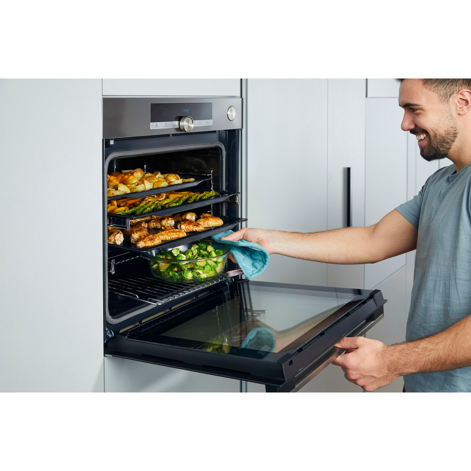 Horno - Hisense BSA65226AB, 77 l, Integrable, Limpieza por agua, 59.50 cm, Inox