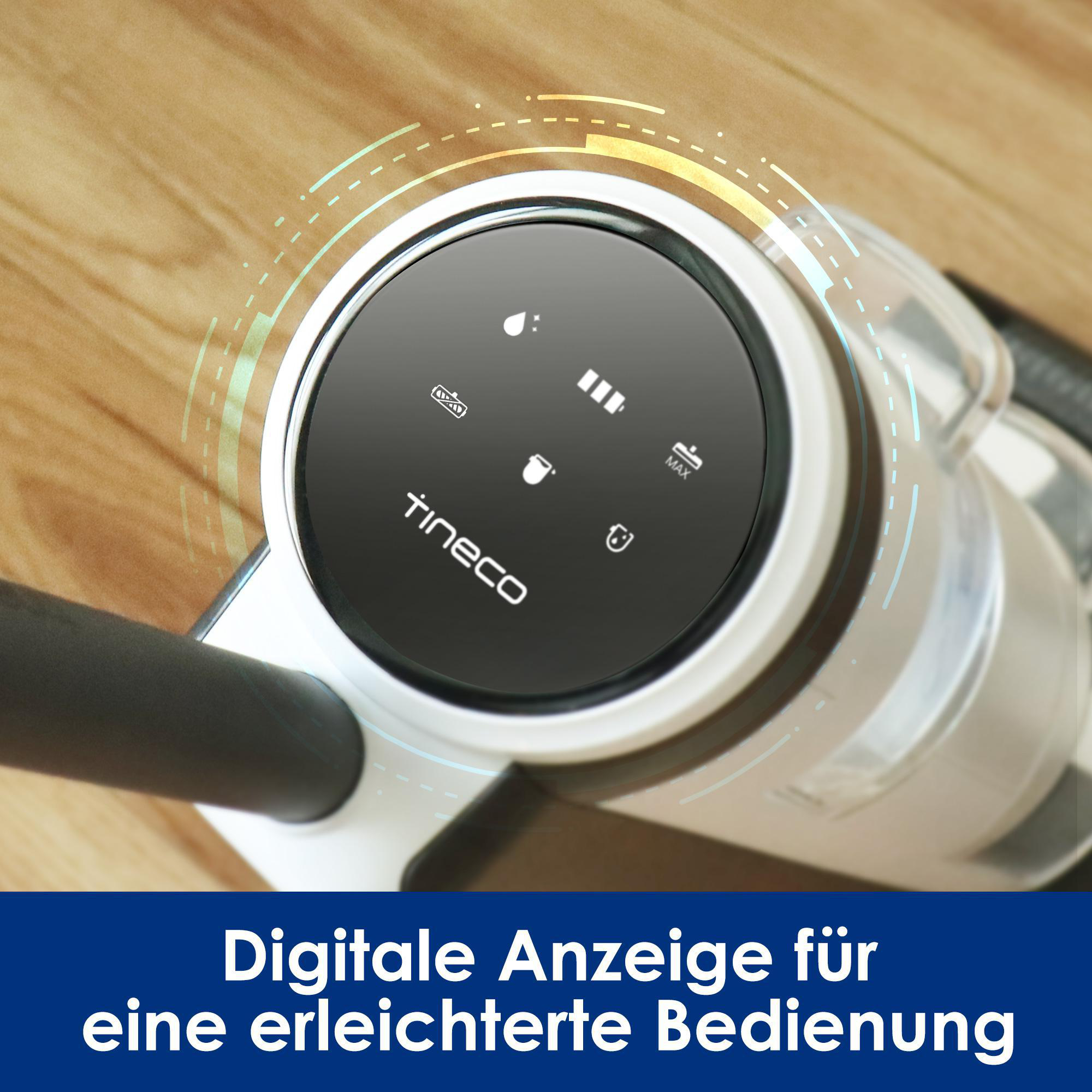 Ein Tineco-Staubsauger mit digitaler Anzeige, die Batterie, Modus und andere Funktionen anzeigt. Hintergrund ist Holz.