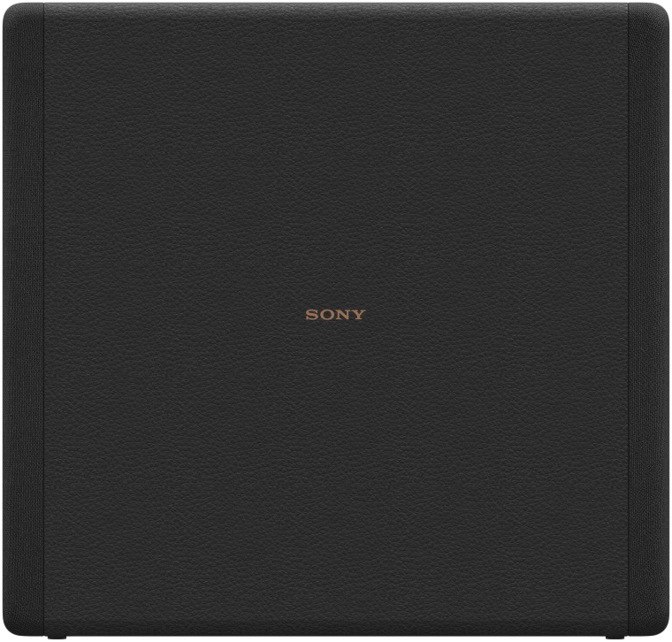 Fekete téglalap alakú hangszóró Sony logóval, texturált, bőrhatású felülettel.