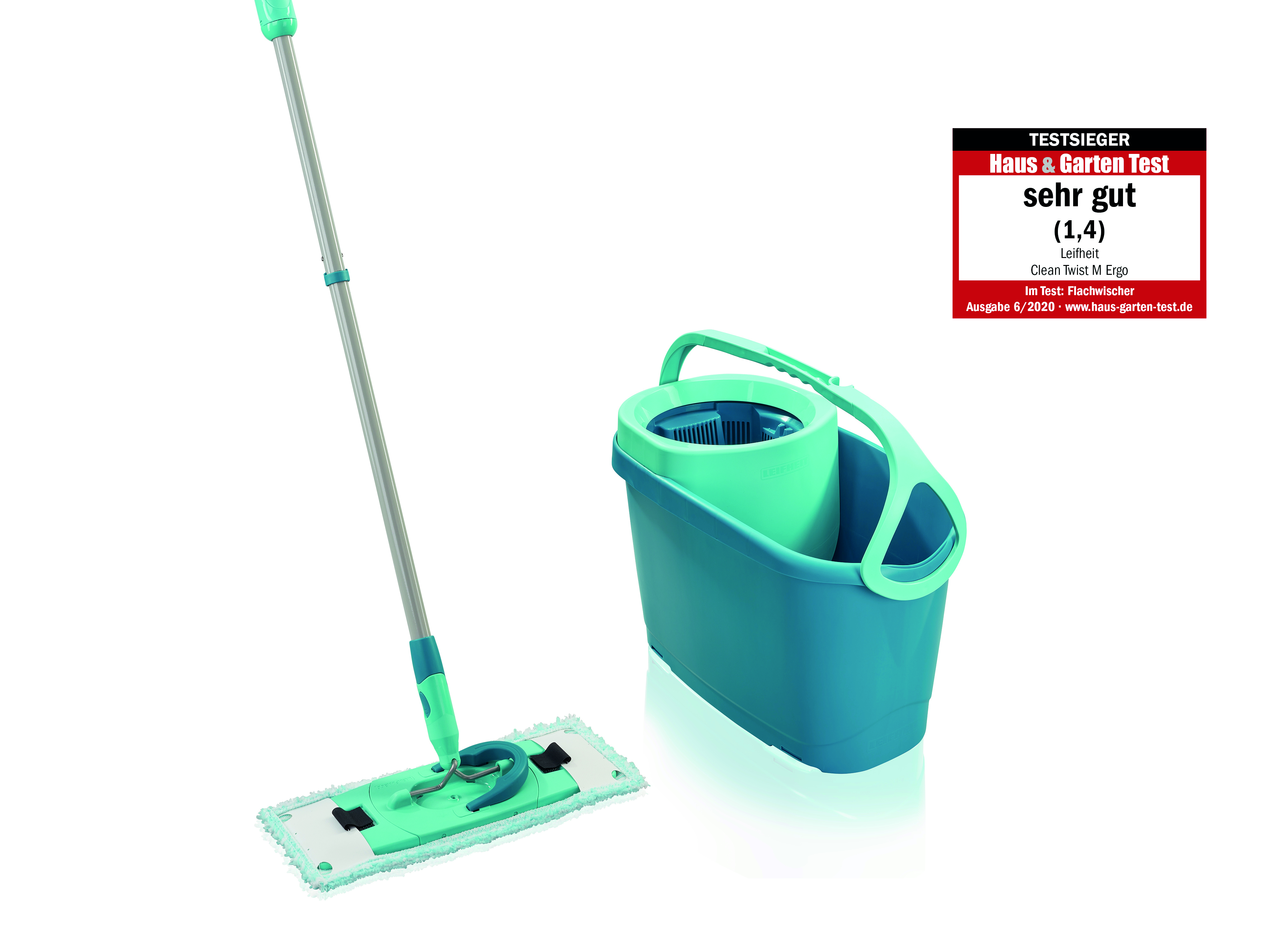 Türkis-Mopp und Eimer-Set mit Aufkleber. Der Mopp hat einen langen Griff und einen flachen Kopf.