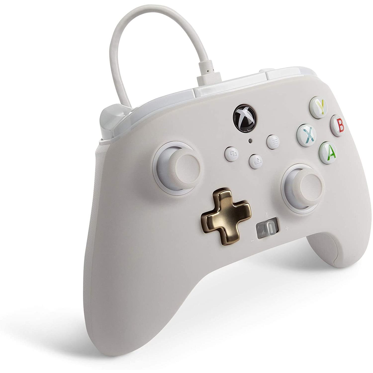 Mando Xbox blanco con cable blanco. Cruz dorada. Múltiples botones de diferentes colores.