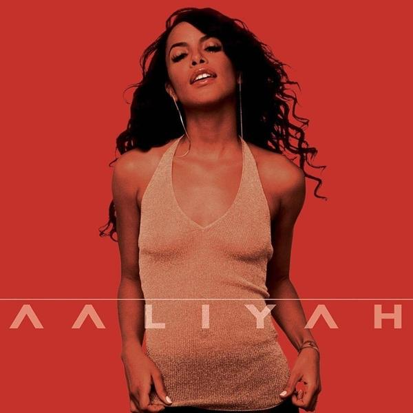 Aaliyah album borítója, Aaliyah-val, nyakpántos felsőben, piros háttérrel. Alatta a "AALIYAH" felirat.