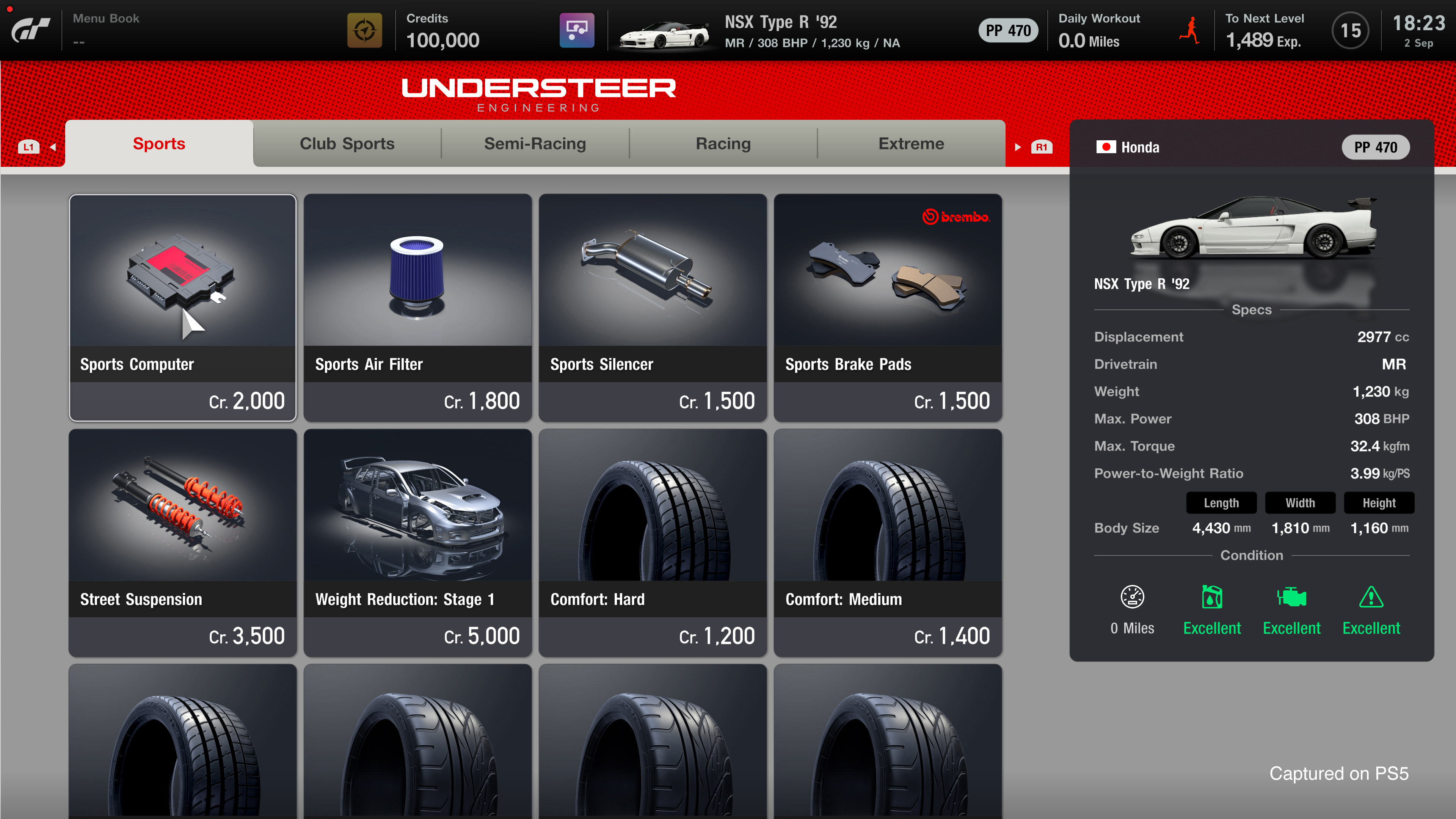 Interface du jeu Gran Turismo 7 montrant les améliorations et spécifications d'une NSX Type R '92 blanche.