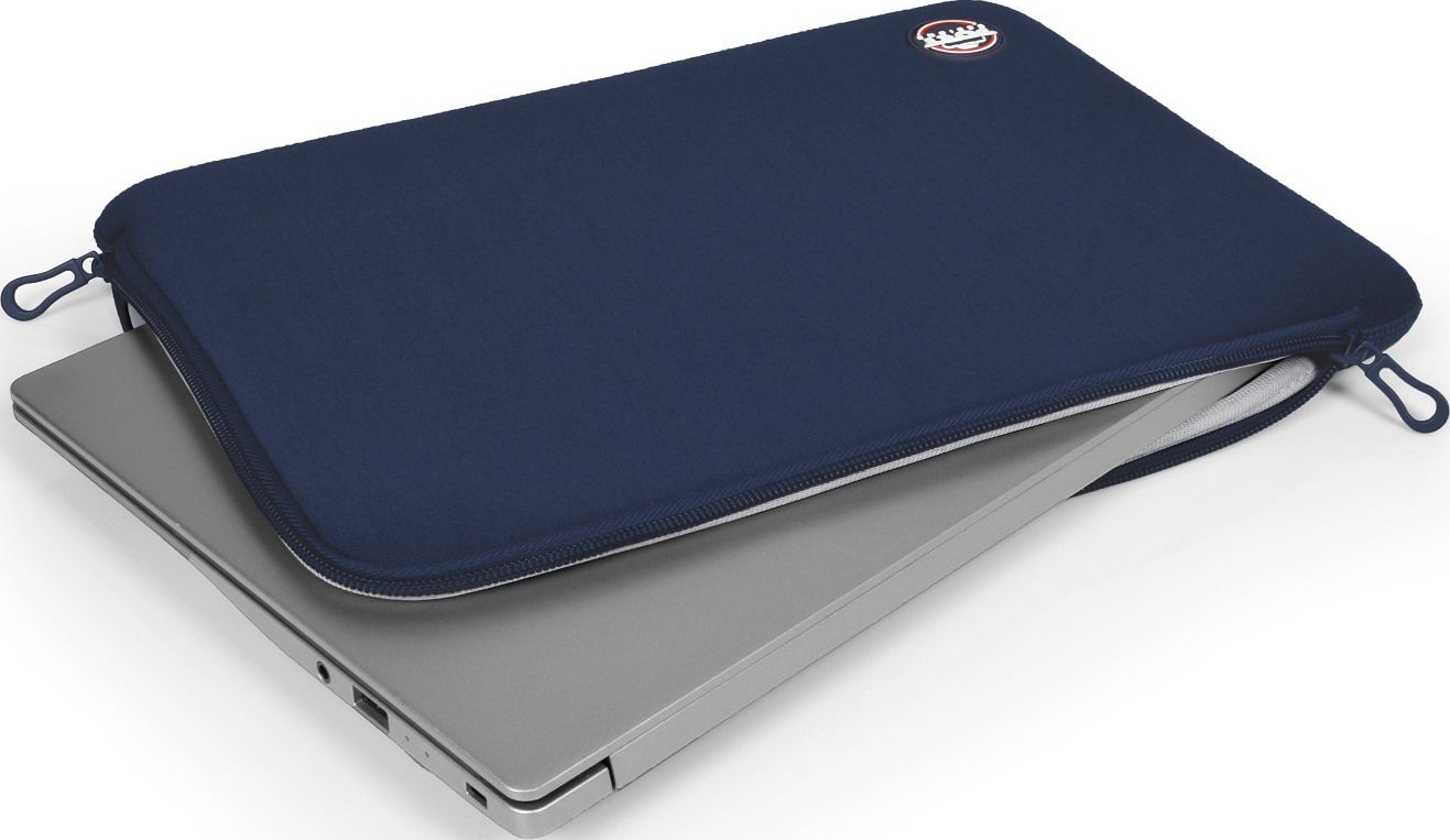 Housse pour ordinateur portable bleu foncé avec ordinateur portable à l'intérieur. Fermeture éclair visible.