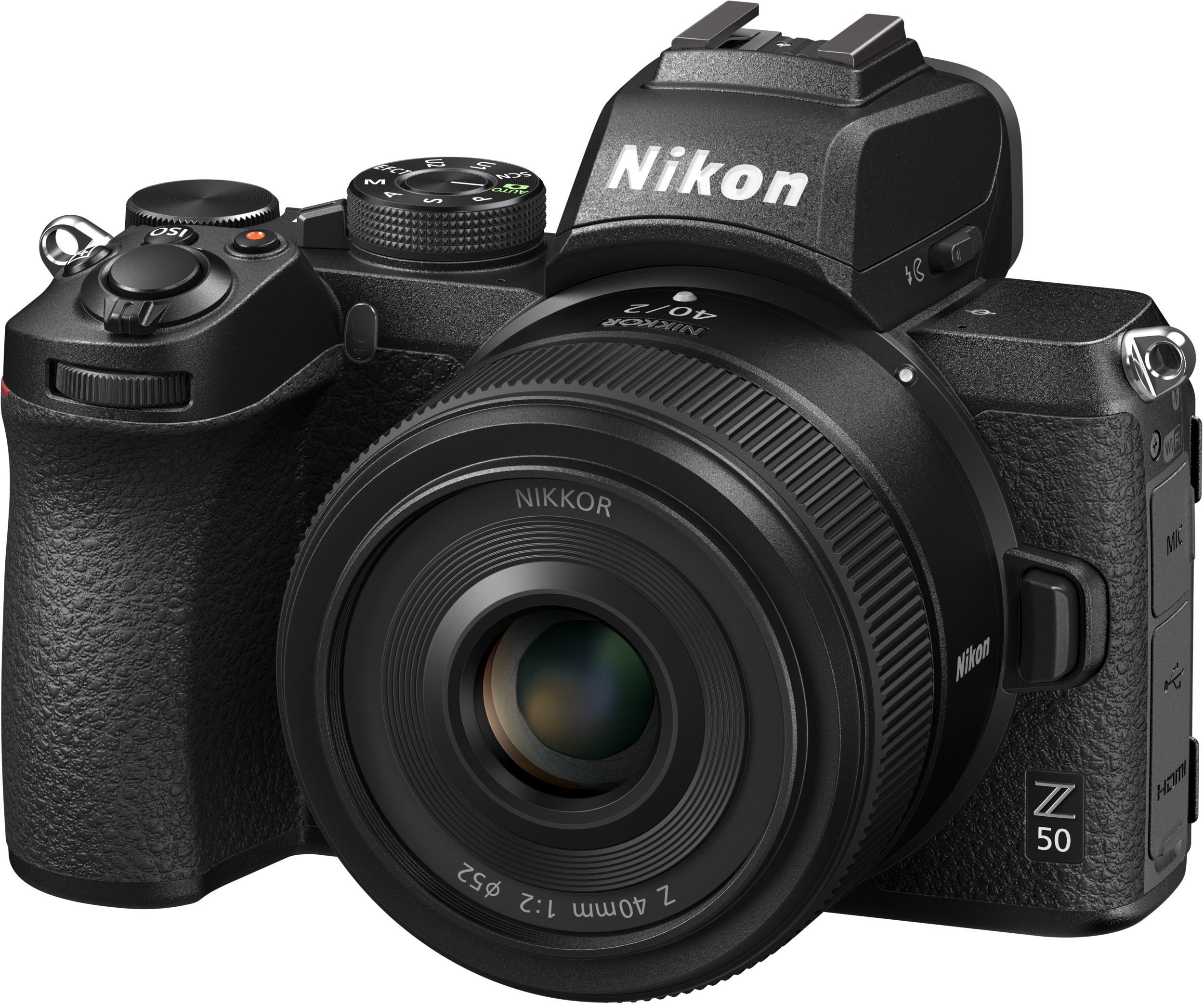Schwarze Nikon Z 50 Kamera mit Objektiv. Das Objektiv sagt Nikkor 40/2.
