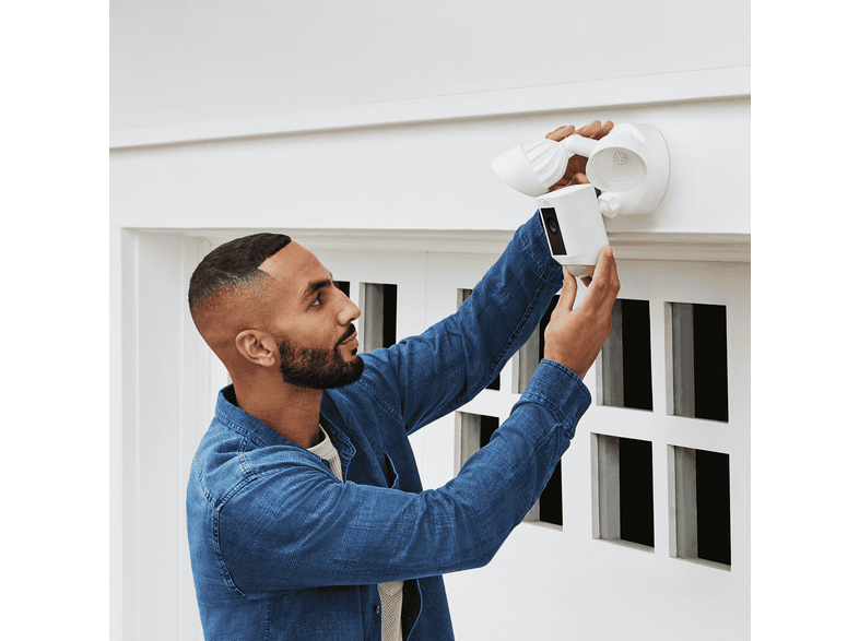 RING Floodlight Cam Wired Plus, Überwachungskamera (Anzahl Kameras: 1, für Außen, Nachtsichtfunktion, Netzbetrieb, Full-HD, Weiß) — Foto 5 von 5