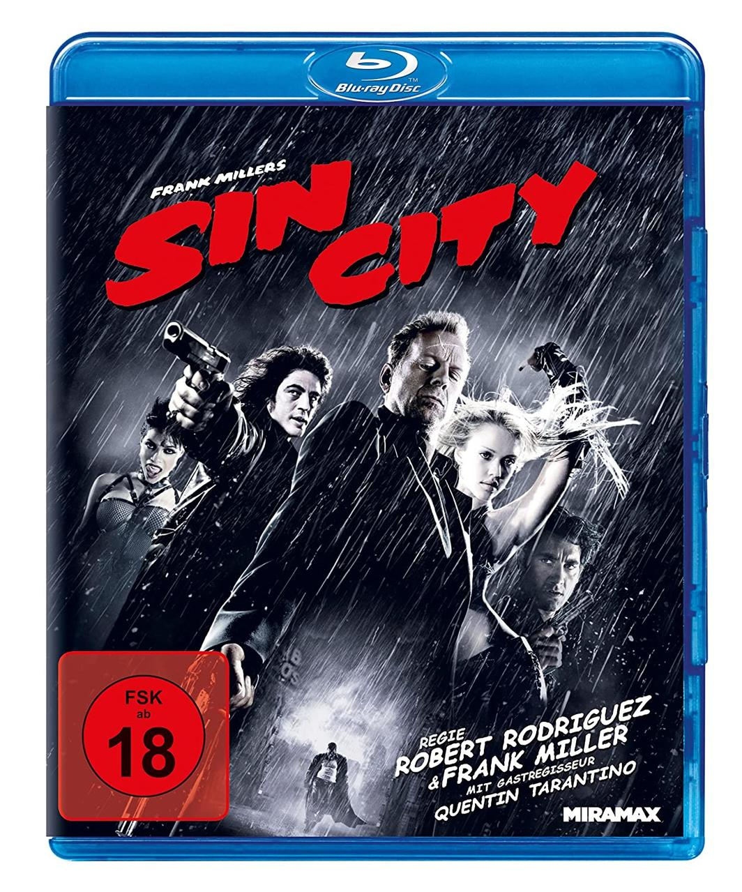Sin City Blu-ray-Cover. Schwarz und Weiß mit Charakteren, die Waffen halten. Roter Titel und Bewertung.