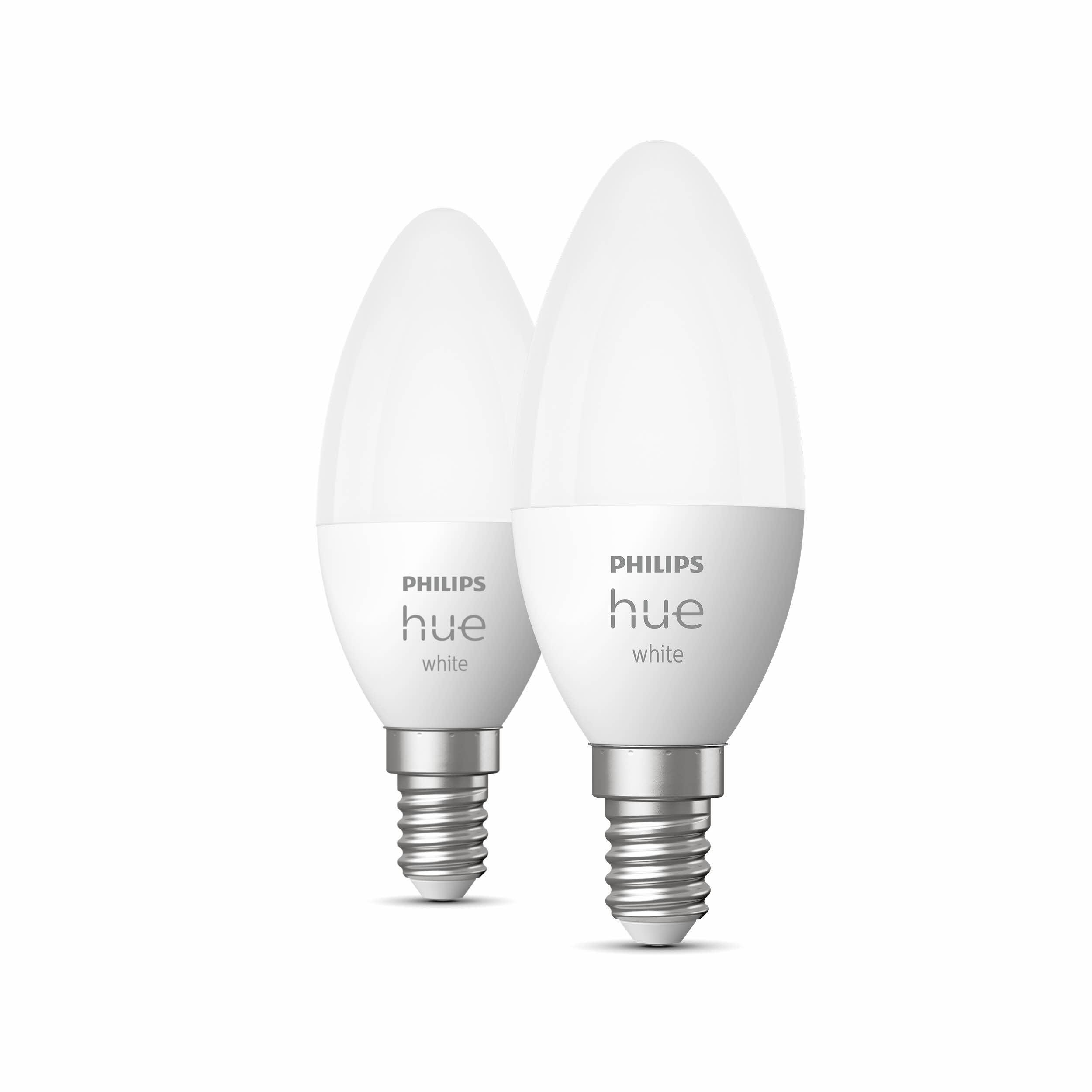 Zwei weiße Philips Hue Smart-Glühbirnen. Weißer Hintergrund.