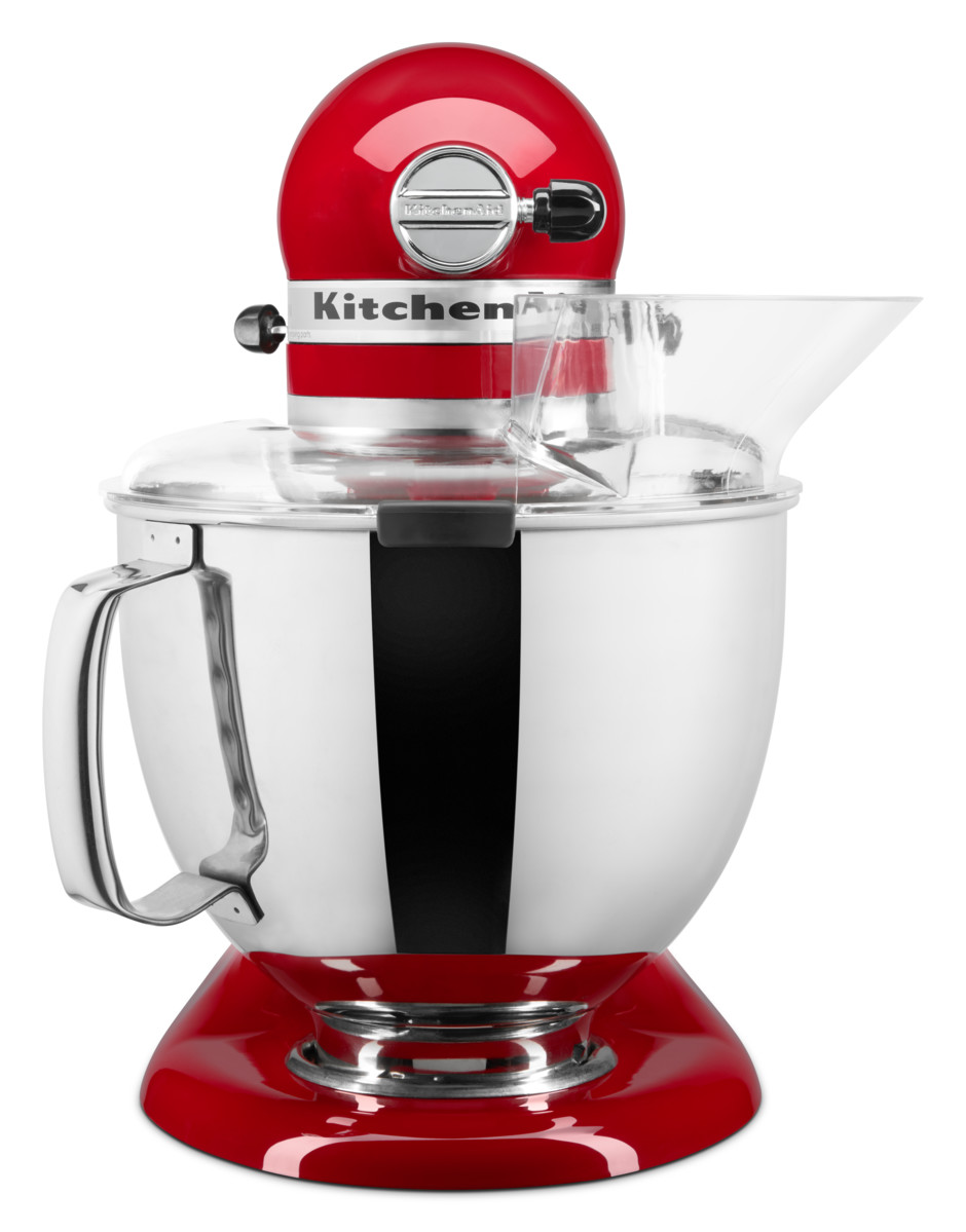 Ein roter KitchenAid Küchenmixer. Enthält eine Edelstahlschüssel und einen transparenten Aufsatz.