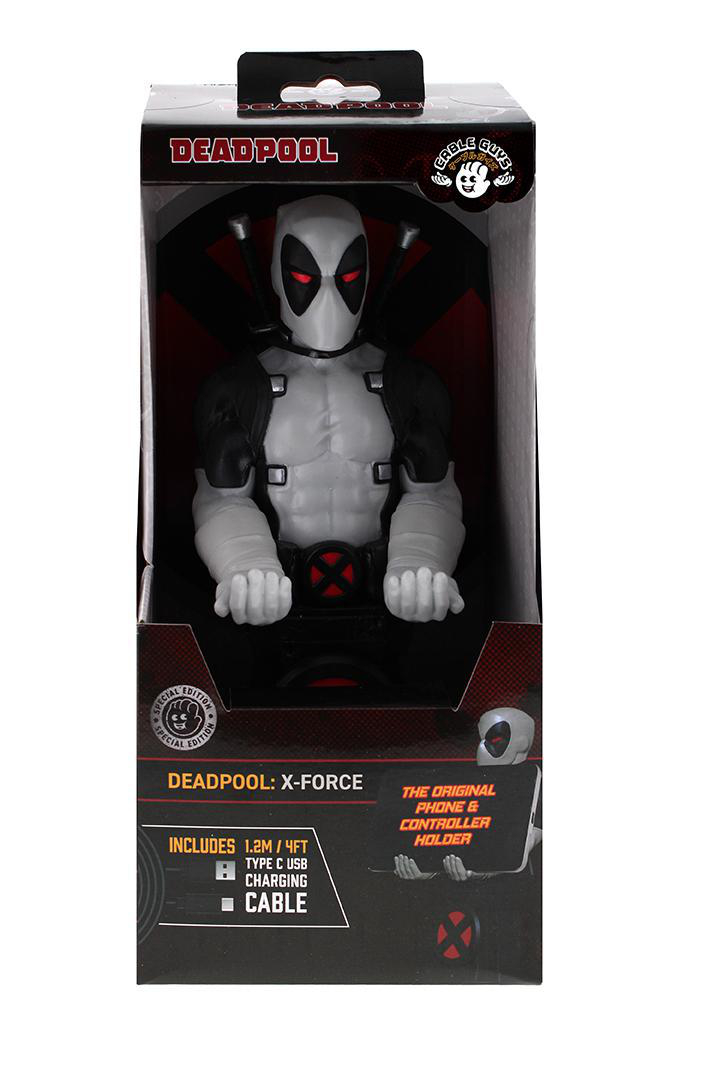 Eine Deadpool-Figur in einer Displaybox, ein Telefon- und Ladehalter, schwarz und rot.