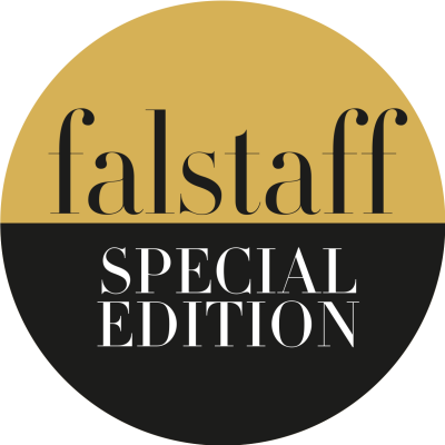 Ein goldenes und schwarzes kreisförmiges Logo mit den Wörtern „falstaff“ und „SPECIAL EDITION“.