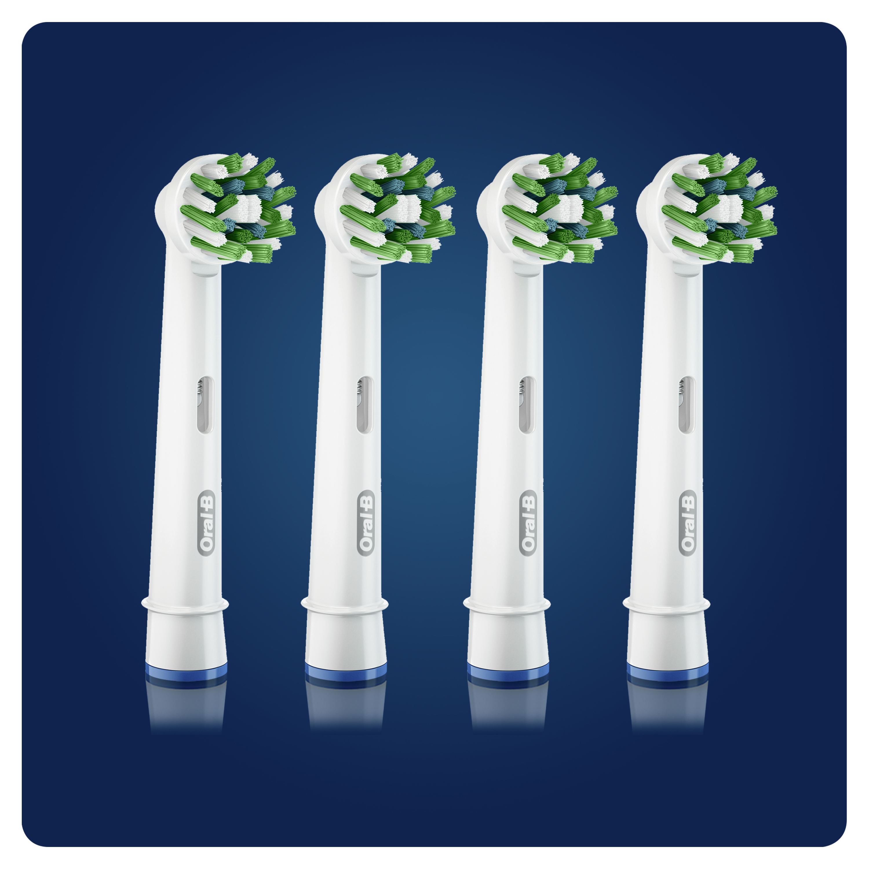 Négy fehér Oral-B fogkefefej zöld, fehér és kék sörtékkel, kék háttérrel.