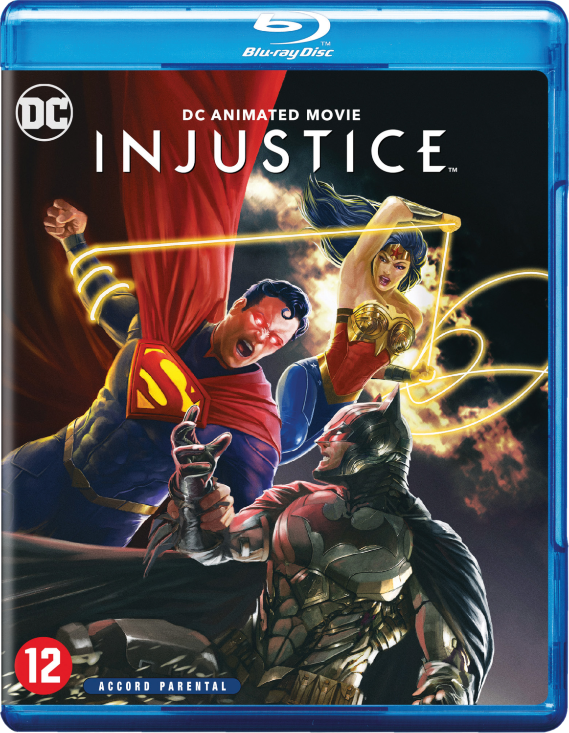Blu-ray-cover voor de animatiefilm 'Injustice', met Superman, Wonder Woman, Batman.