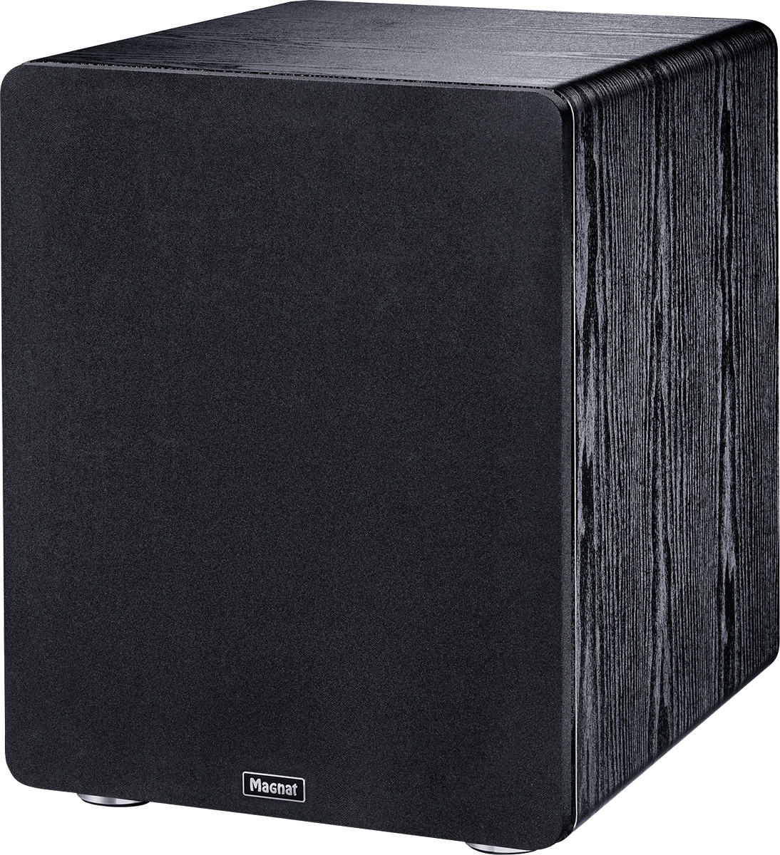 Schwarzer Subwoofer, Holzmaserung. Einfaches Design, Magnat-Logo auf der Vorderseite.