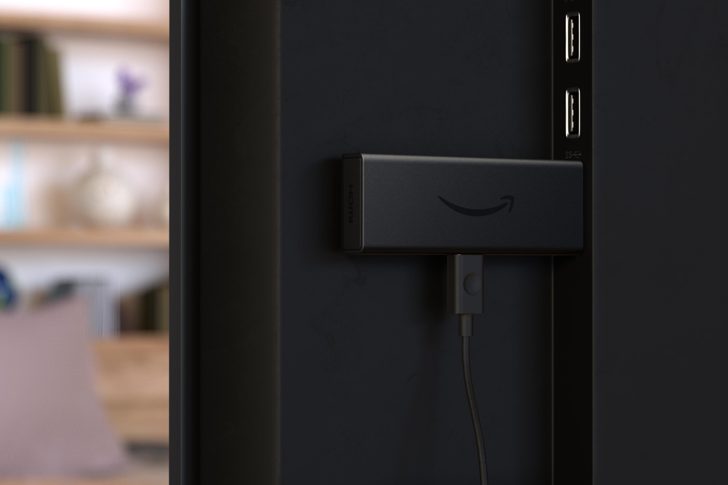 AMAZON Fire Stick 4K mit Alexa-Sprachfernbedienung Streaming Stick 8 GB, Schwarz