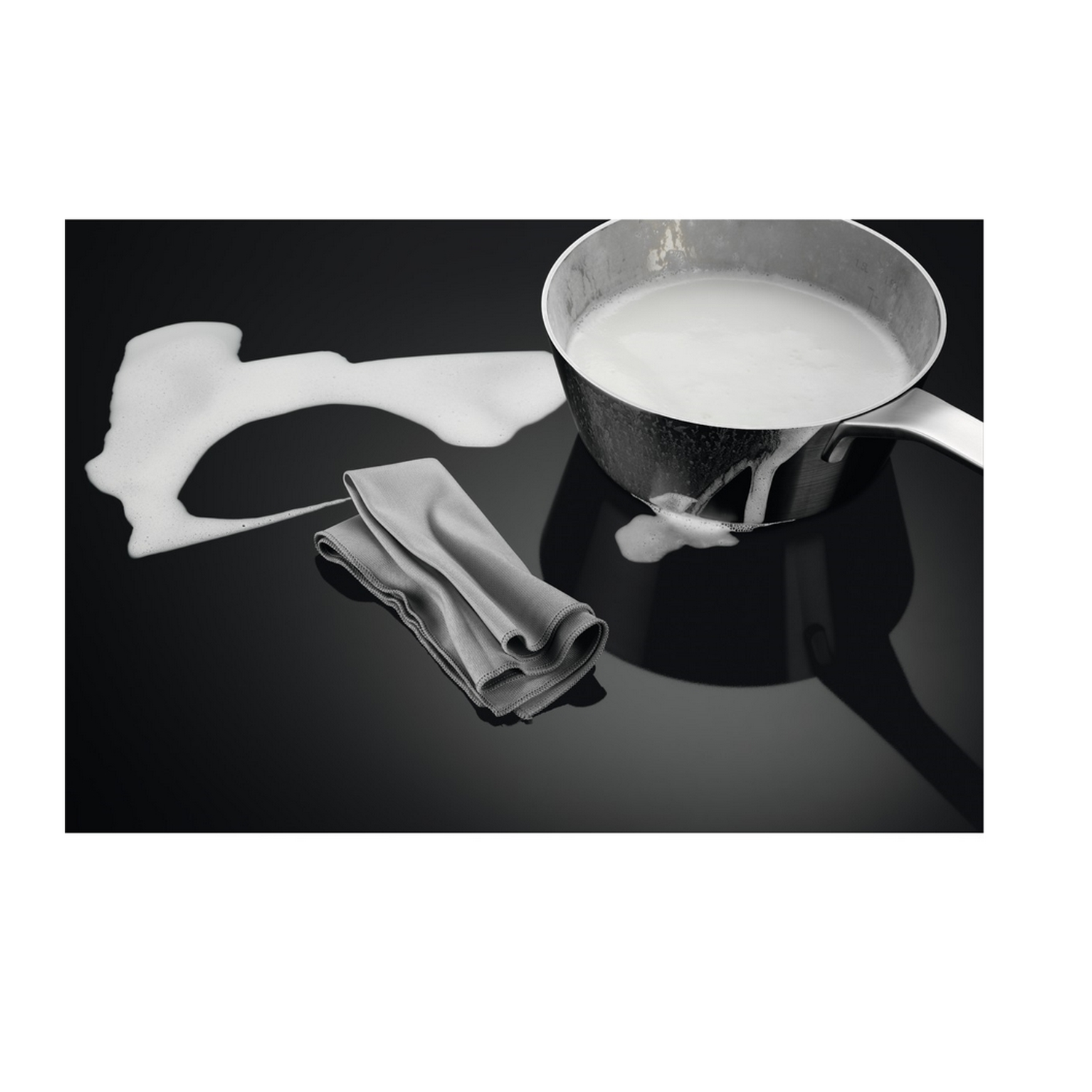 Encimera - AEG IKK63302FB, Integrable, Inducción, Eléctrica, 3 zonas, 7350W, Hob2Hood, 60 cm, Negro