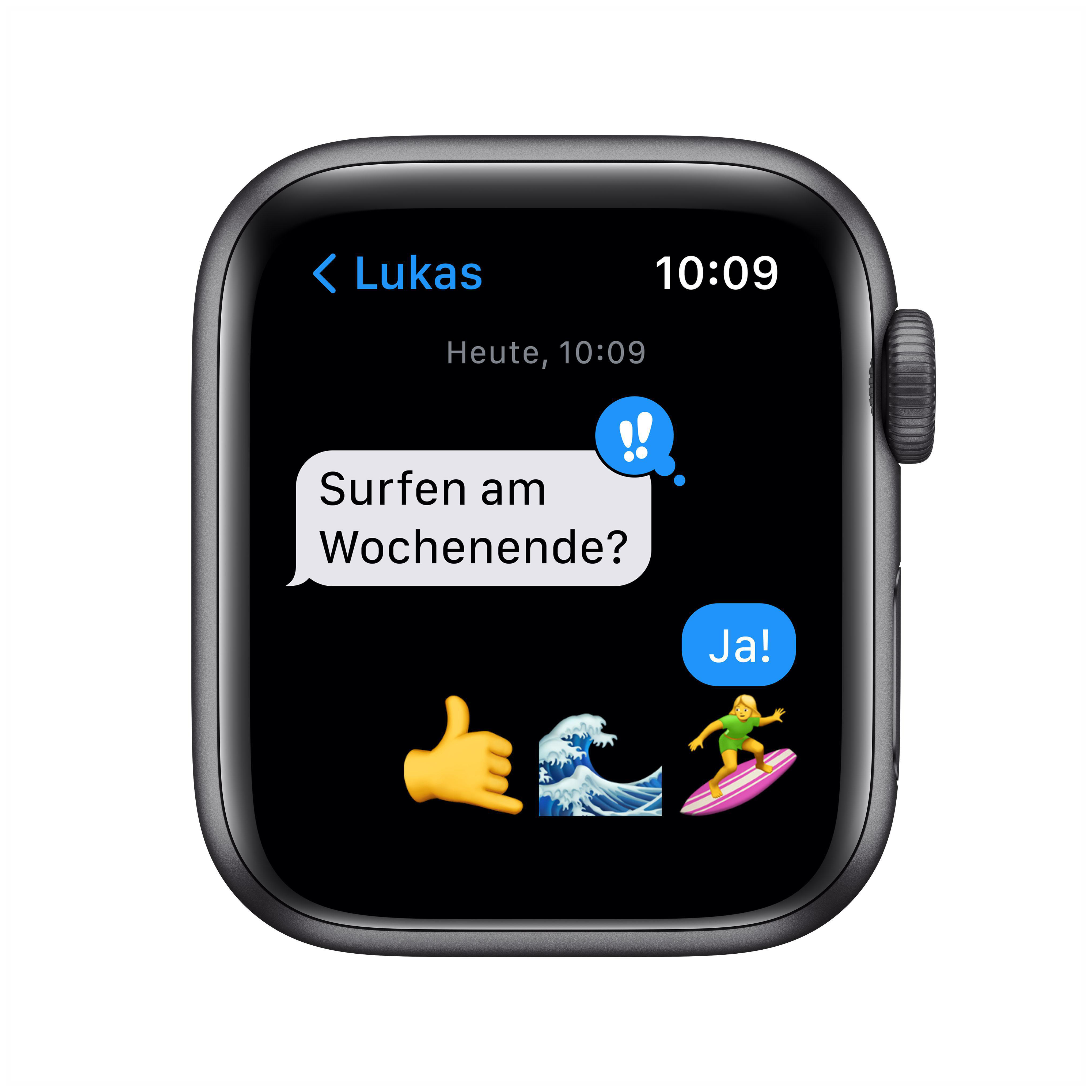 APPLE Watch SE (GPS) 40mm Smartwatch Aluminium Fluorelastomer, 130 - 200 mm, Armband: Mitternacht, Gehäuse: Space Grau