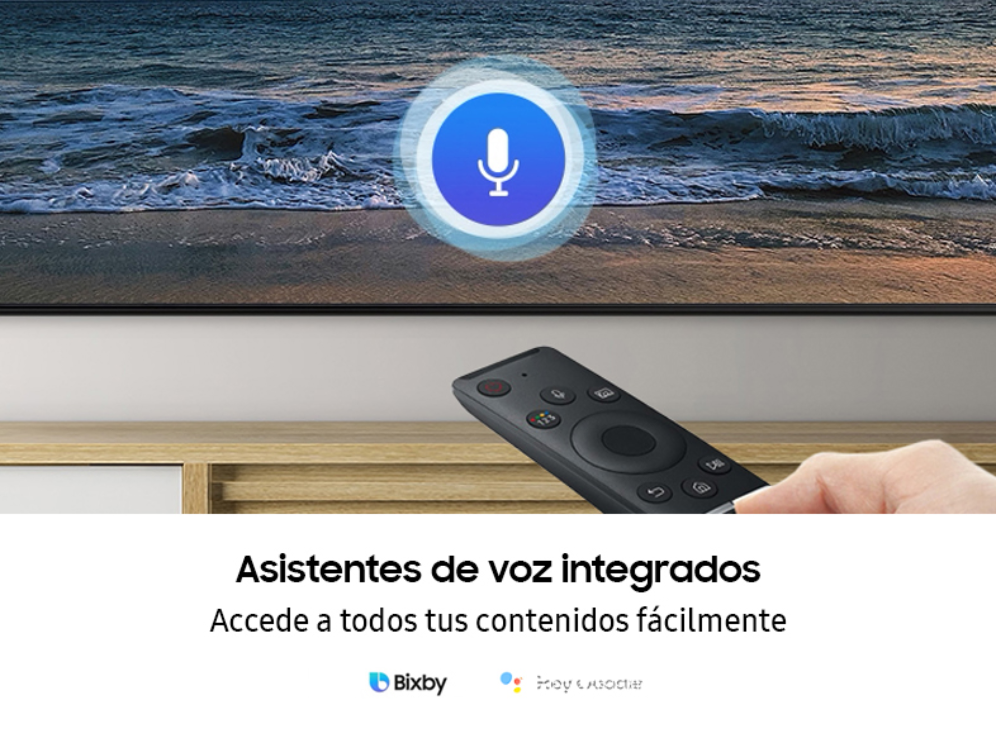Pantalla de TV con icono de asistente de voz y mando a distancia. Texto en español.