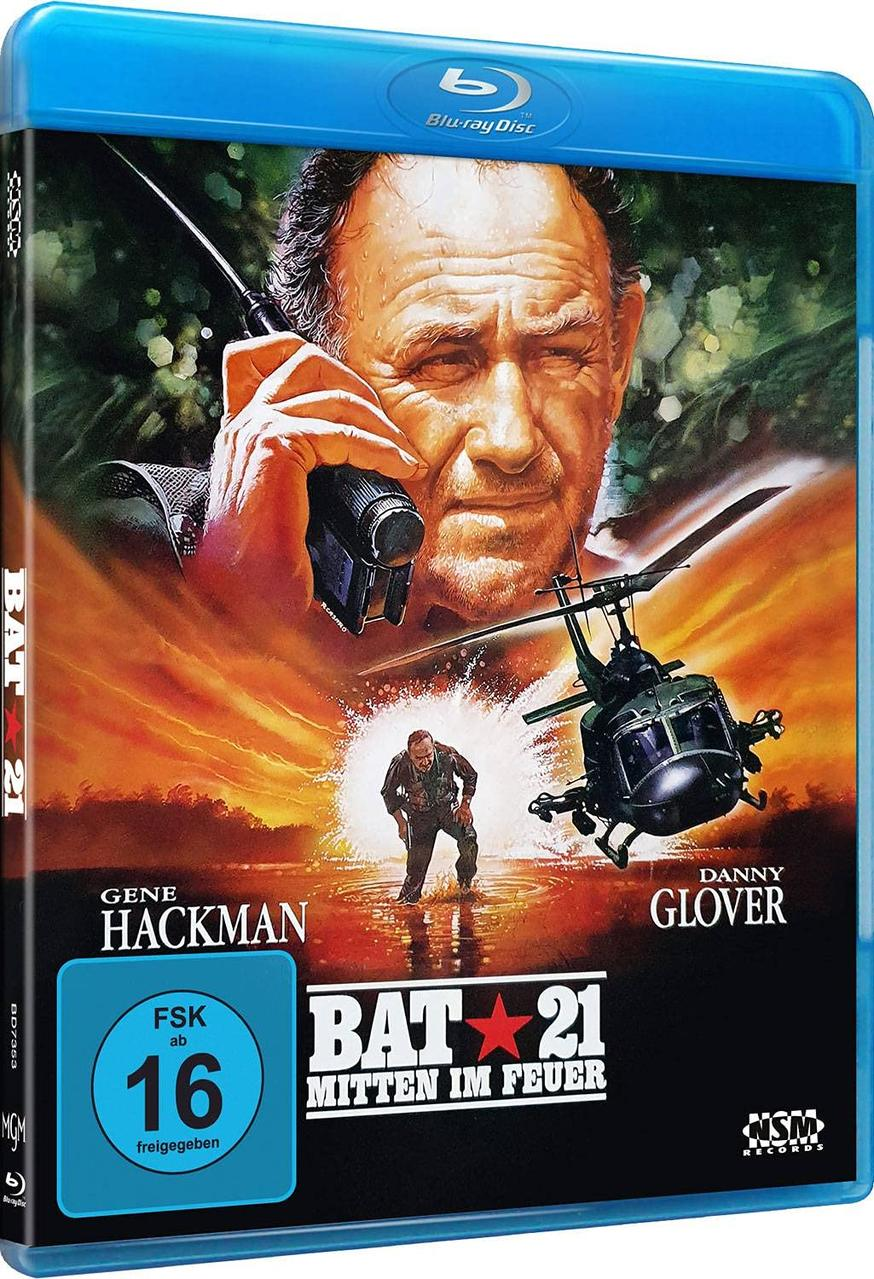 Blu-ray-Disc-Cover mit einem Filmplakat mit einem Mann in einem Hubschrauber.