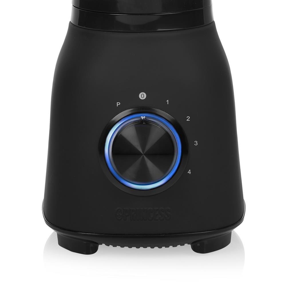 Close-up van een zwarte Princess blender, met een draaiknop met nummers en een blauw licht.