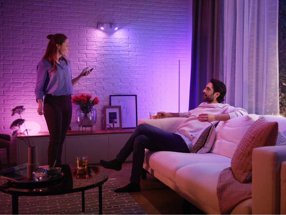 PHILIPS HUE Ampoule Smart White and Color GU10 5 W - 3 pièces (34276700)