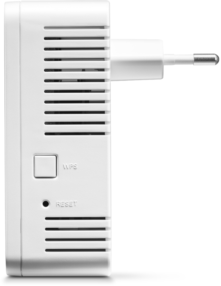 Witte powerline-adapter met stekker op wit oppervlak.