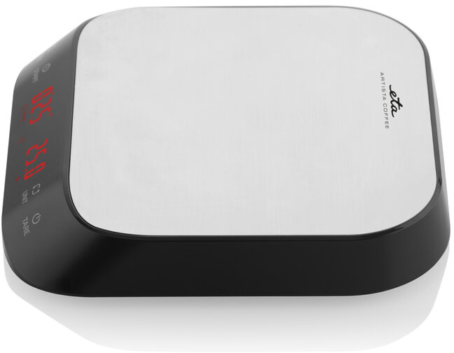 Fekete-fehér konyhai mérleg digitális kijelzővel, amely a súlyt mutatja.