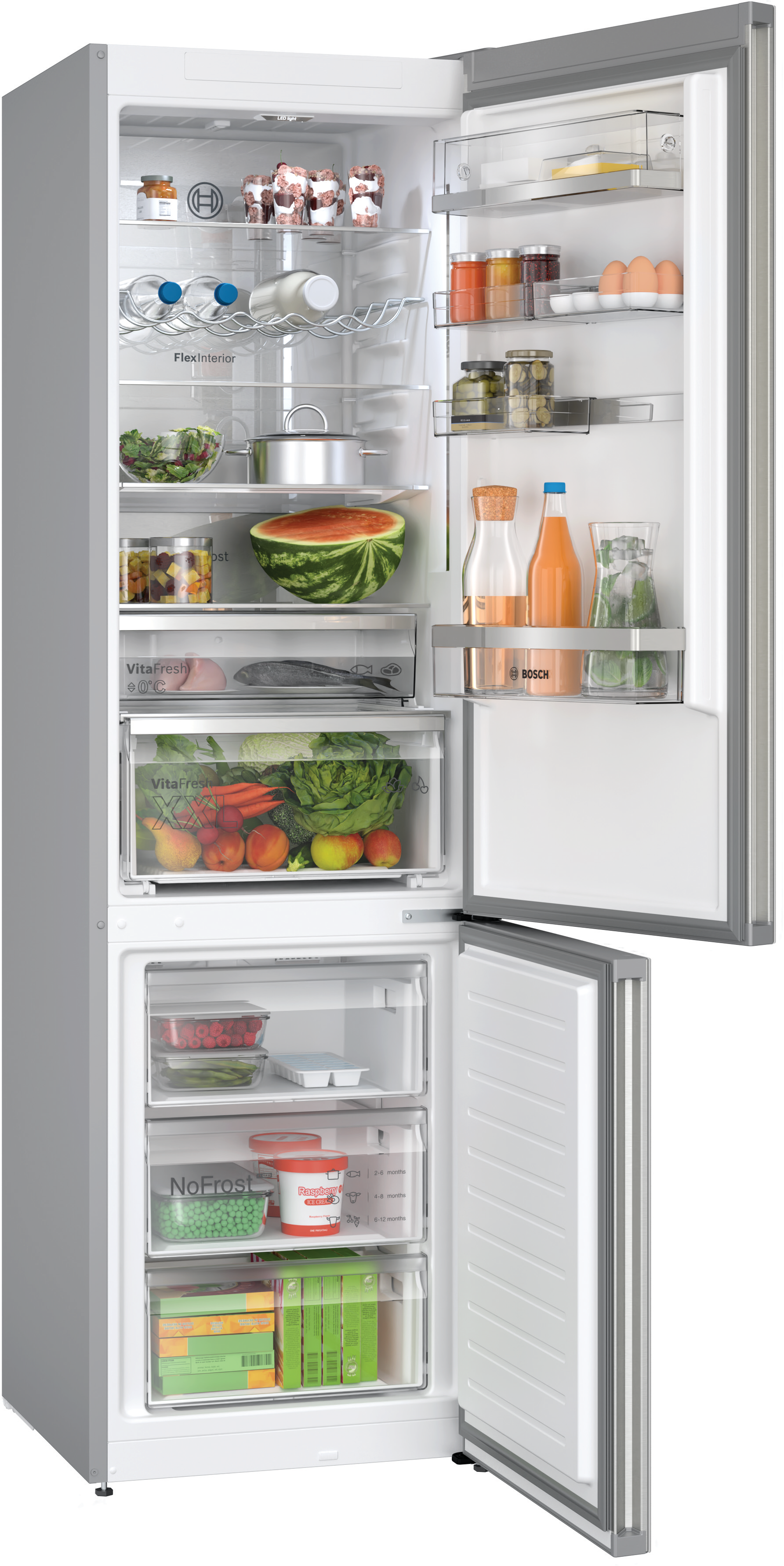 Ein Kühlschrank mit geöffneten Türen, die den Inhalt im Inneren zeigen.