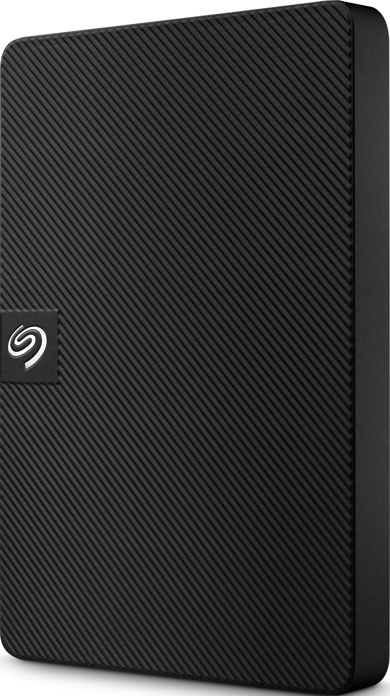 Un disque dur externe Seagate noir, avec une surface texturée et le logo Seagate.