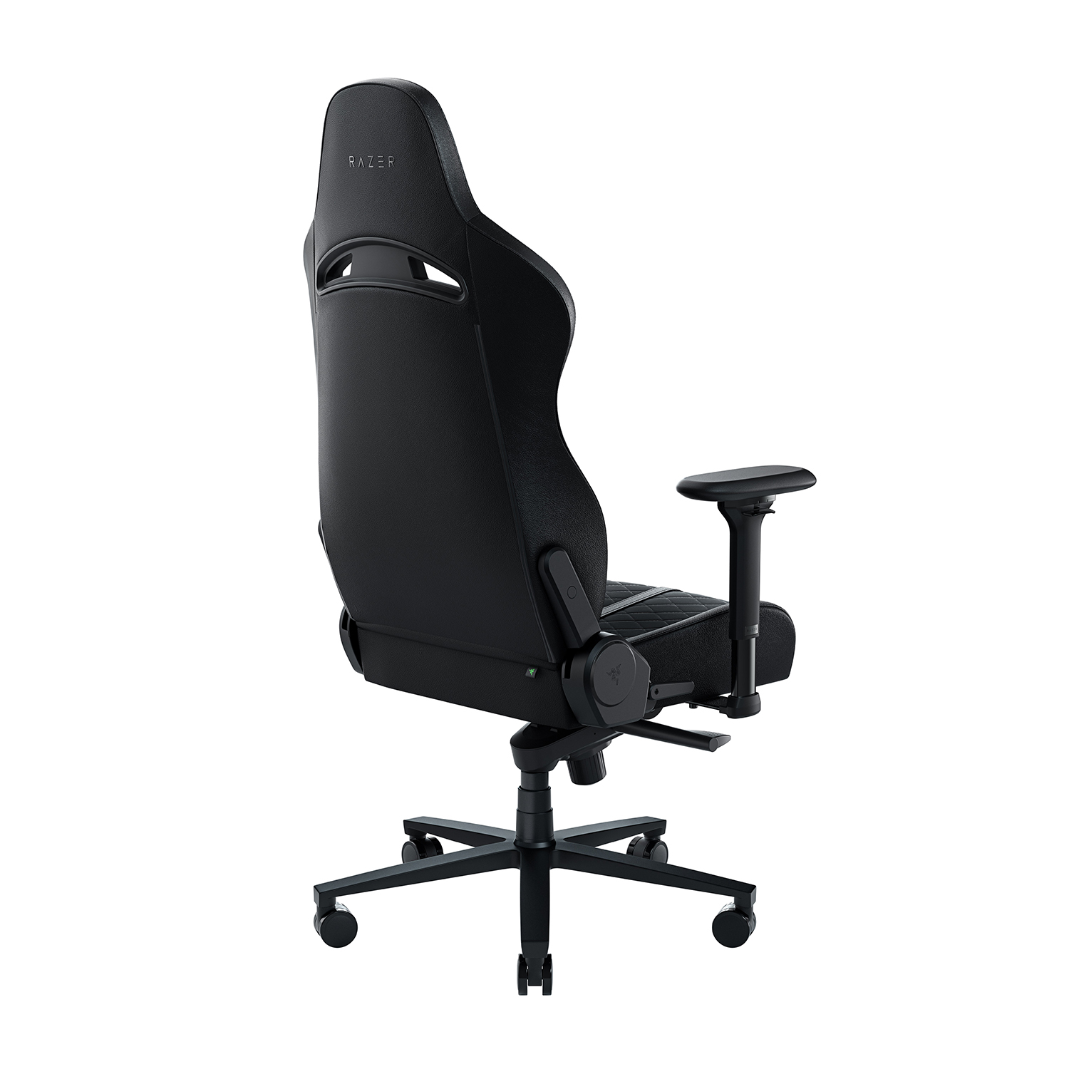 Sedia da gaming Razer nera di lato. La sedia è su una base nera con ruote.