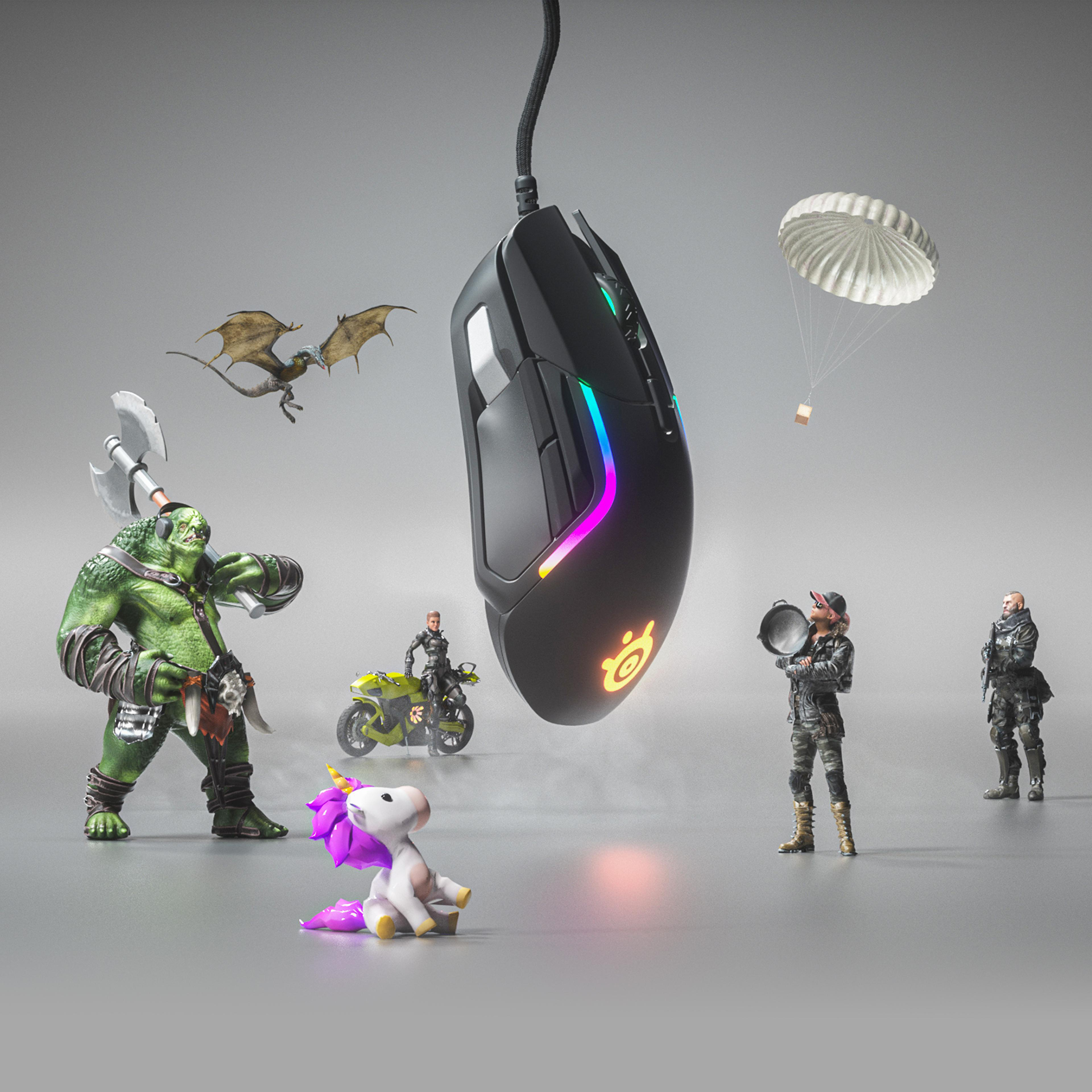 Gaming-Maus mit Figuren: Ork, Drache, Einhorn, Motorrad und Soldaten.