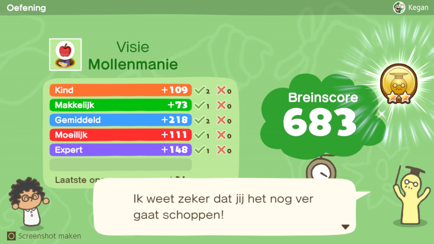 Screenshot van een spelinterface. Toont score, niveau en een tekstballon met tekst.