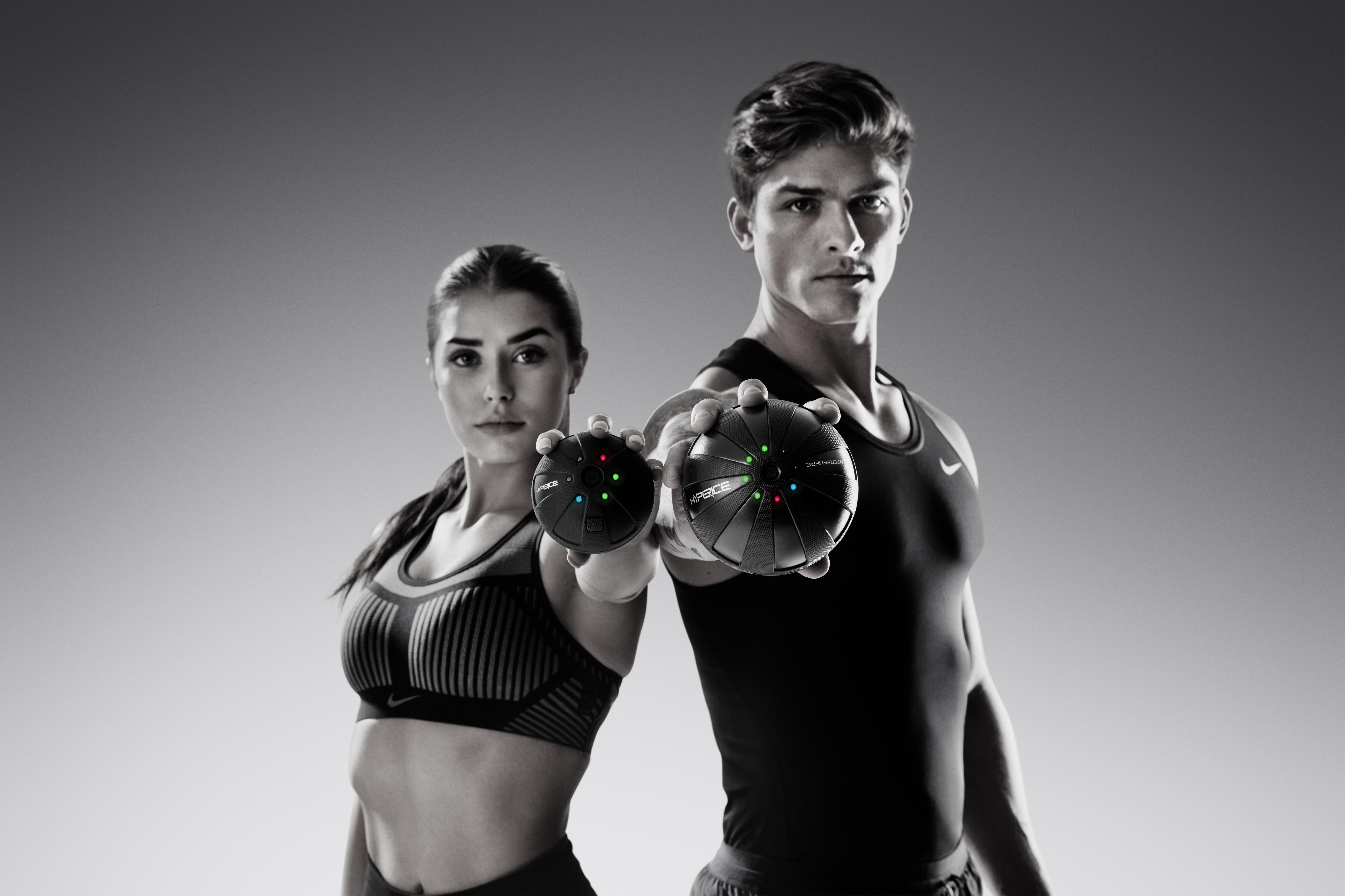 HYPERICE Hypersphere Mini Vibrations-Massageball Massagegerät, Schwarz