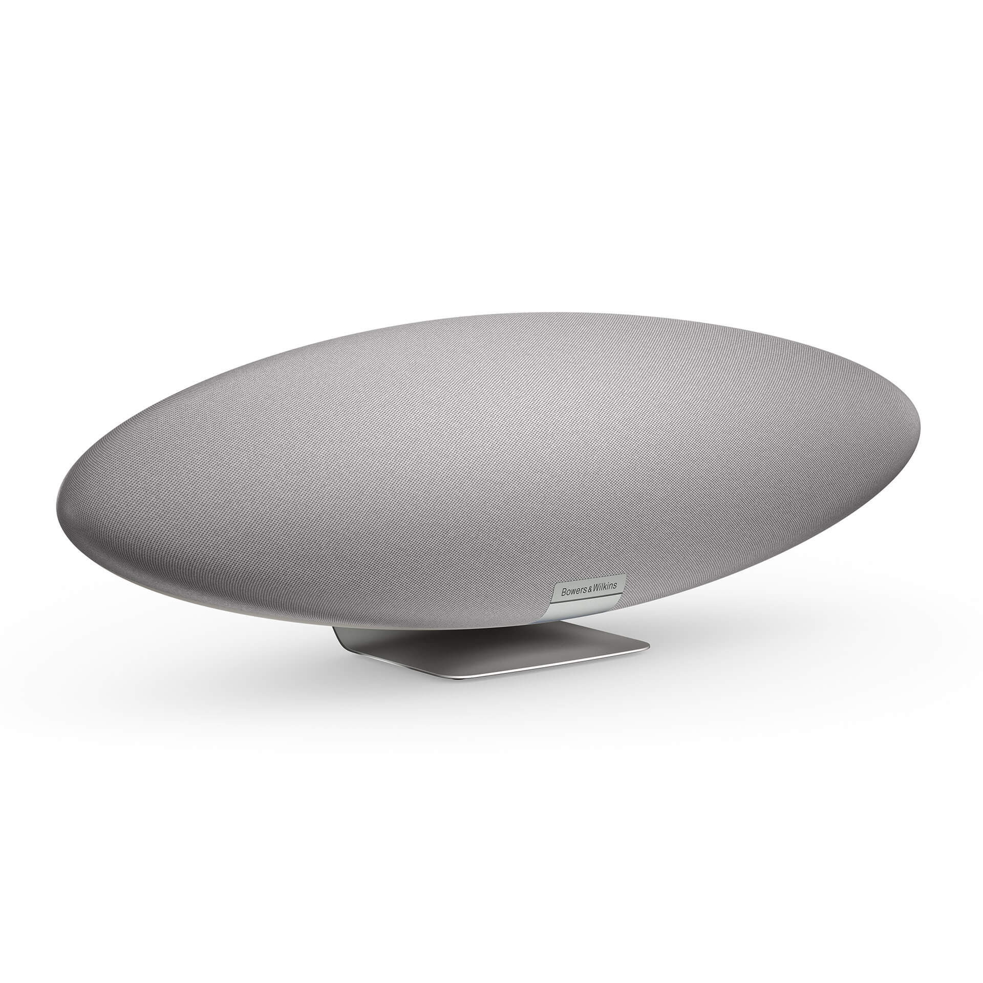 Ein grauer, oval geformter Lautsprecher auf einem silbernen Ständer. Das Bowers & Wilkins-Logo ist sichtbar.