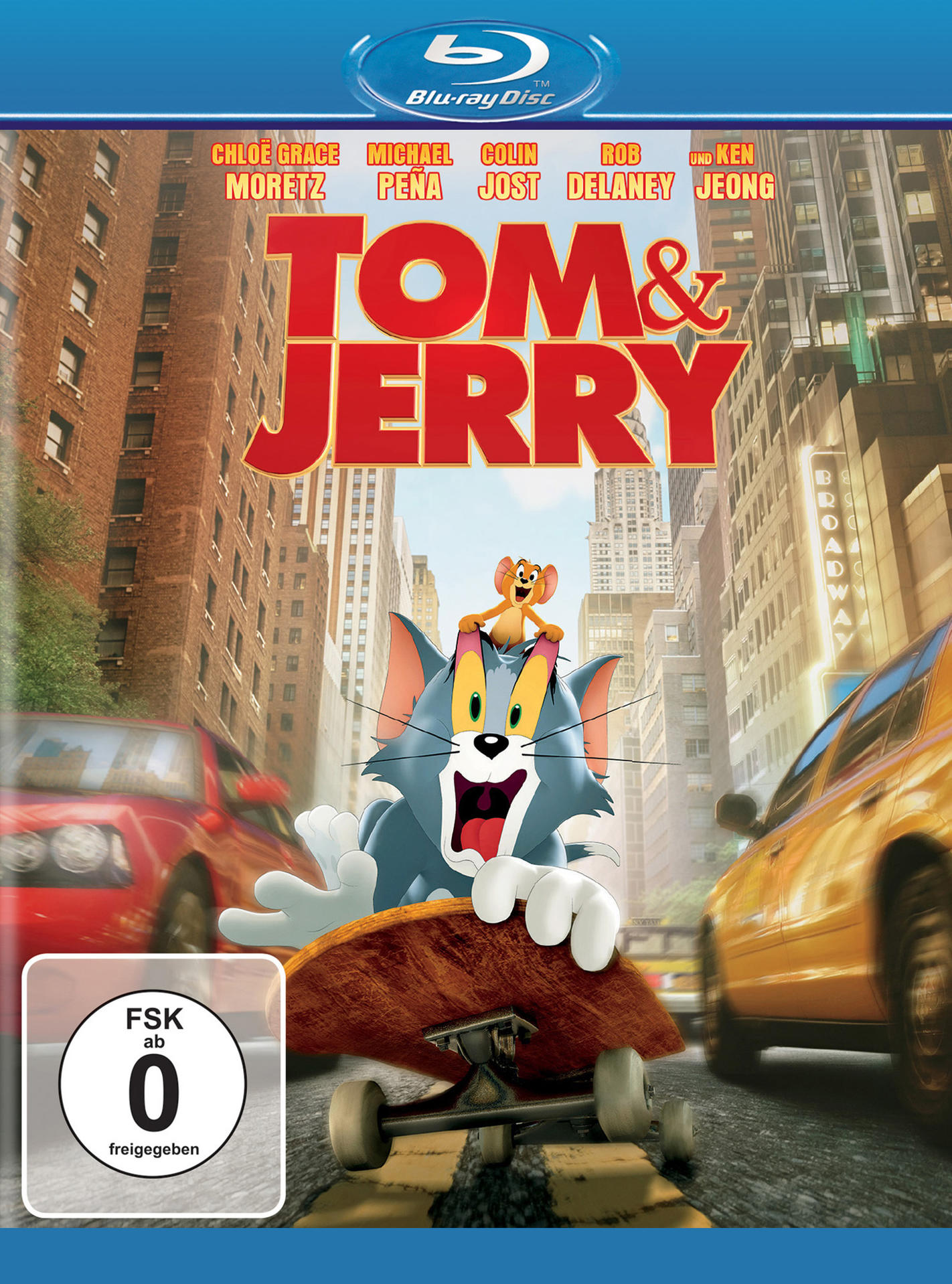 Blu-ray-Cover von Tom und Jerry. Tom fährt Skateboard mit Jerry oben drauf. Stadtgebäude im Hintergrund.